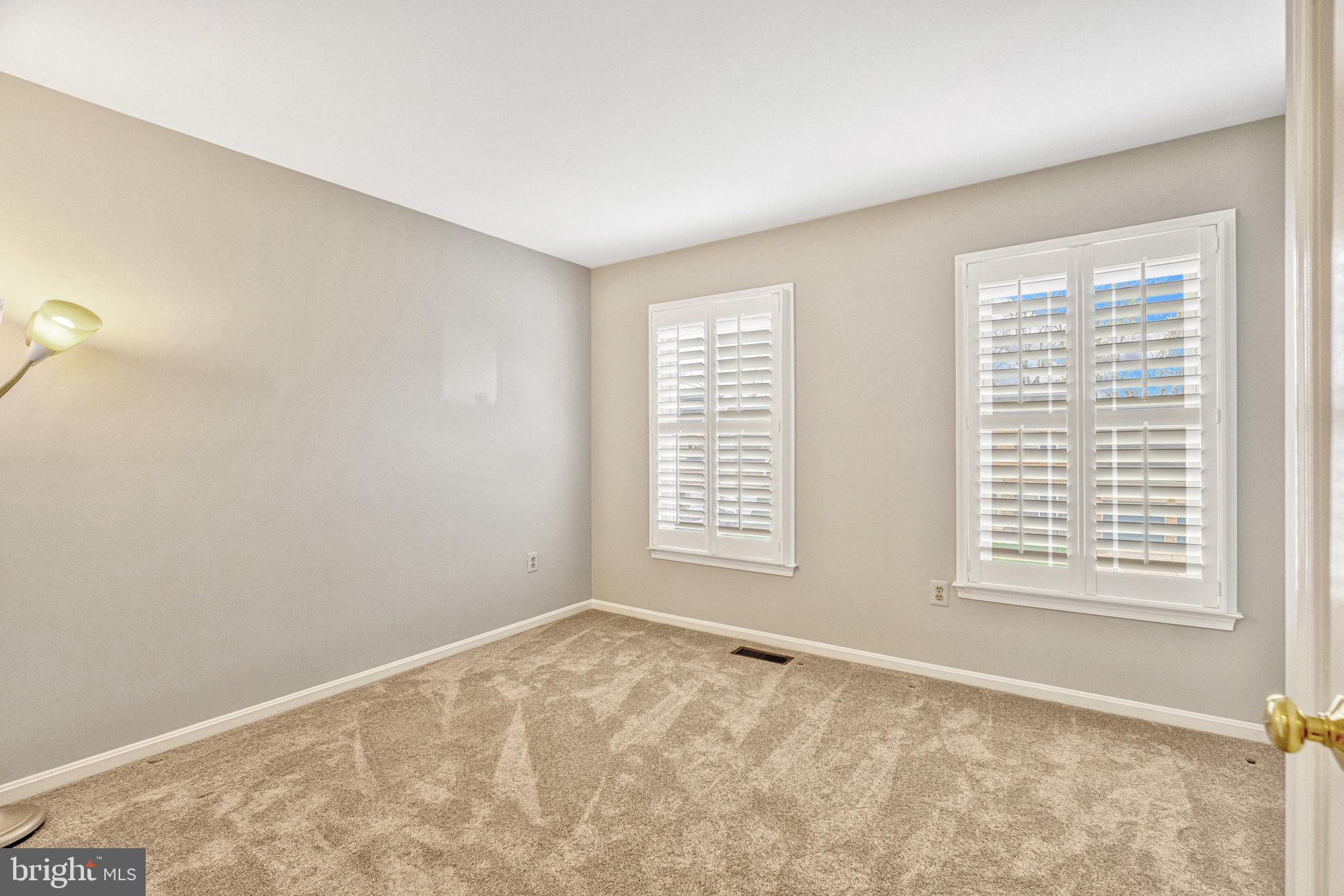 43858 Amity Pl