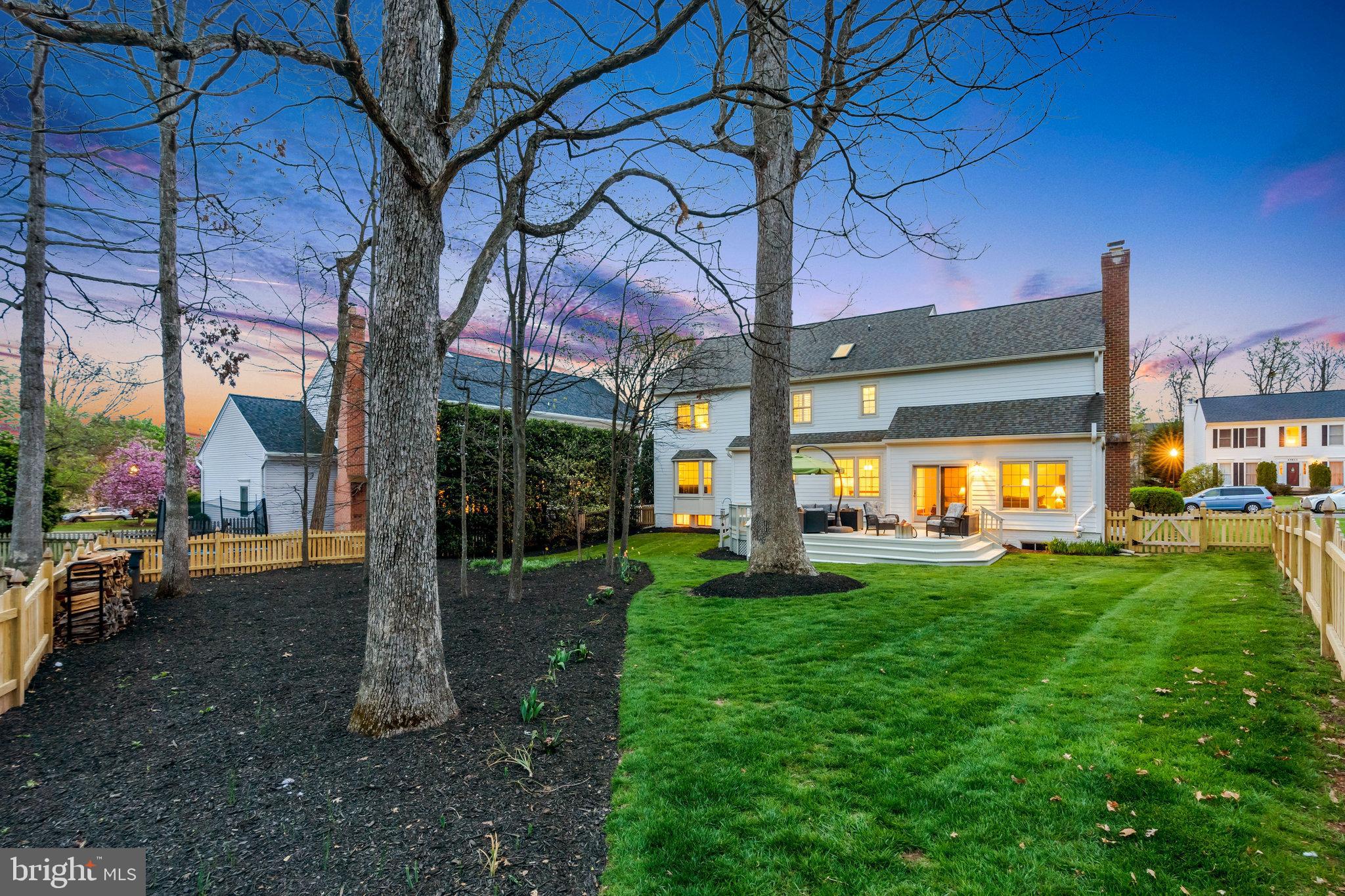 43858 Amity Pl
