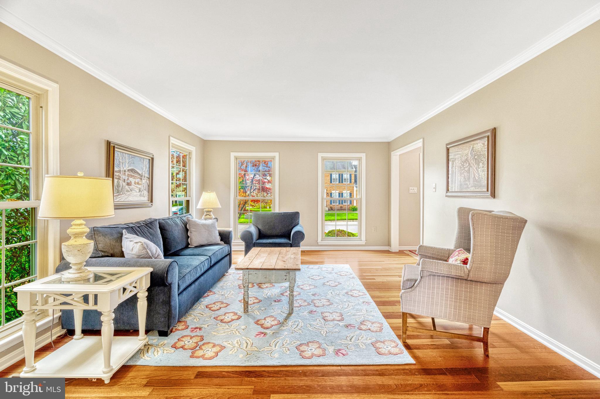 43858 Amity Pl