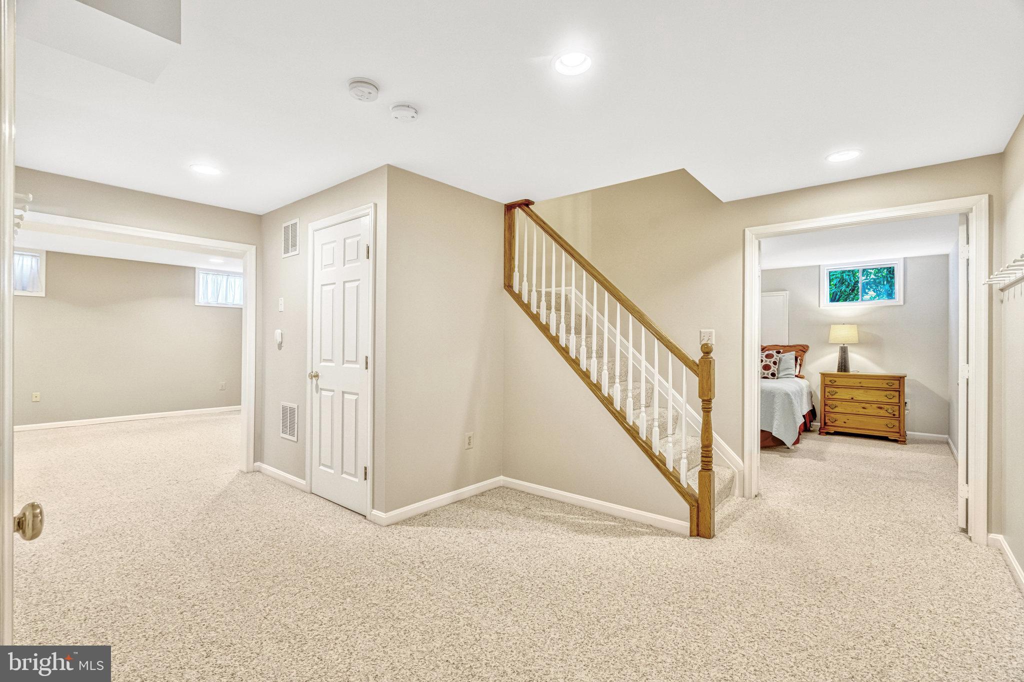 43858 Amity Pl