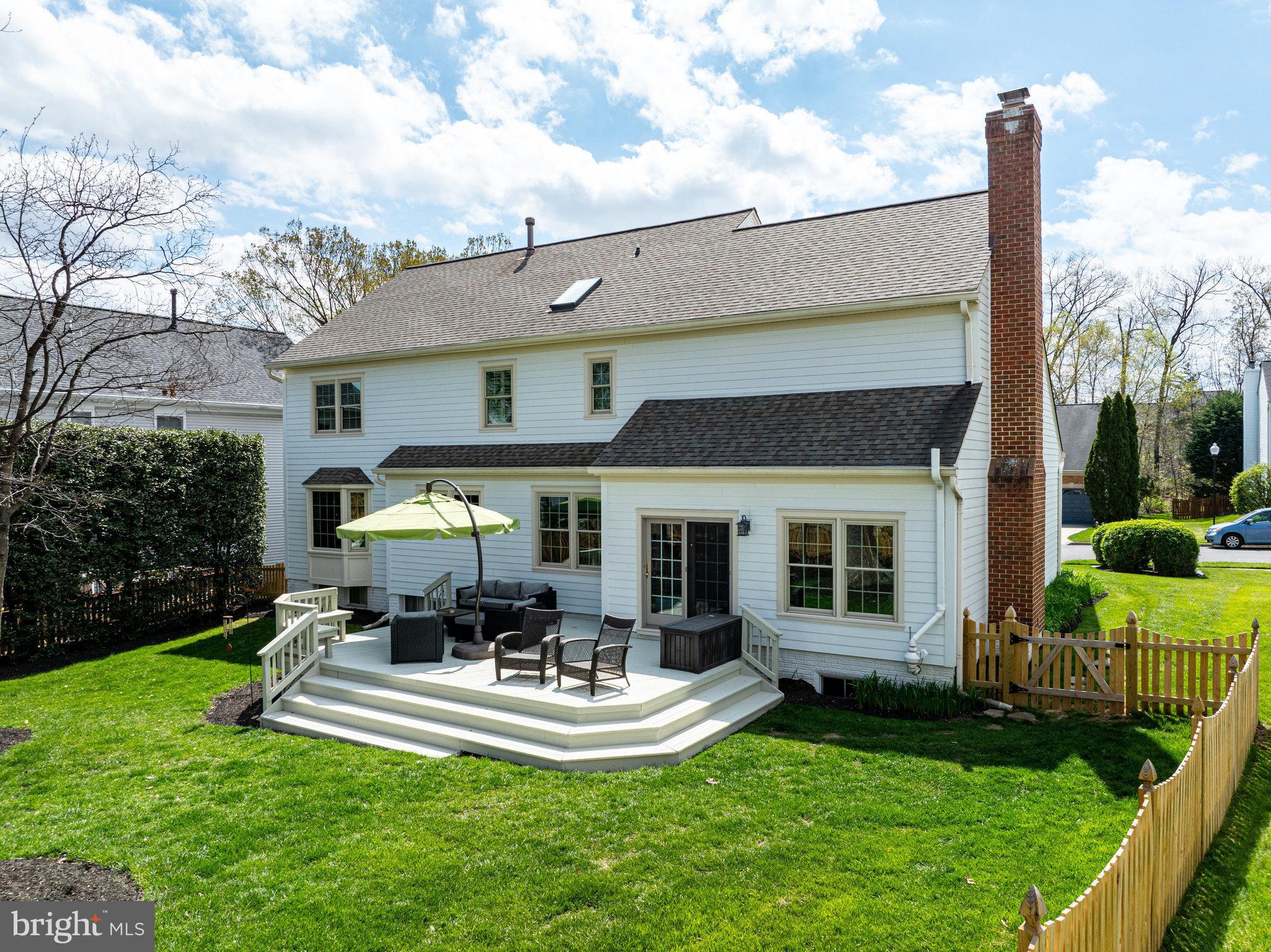 43858 Amity Pl
