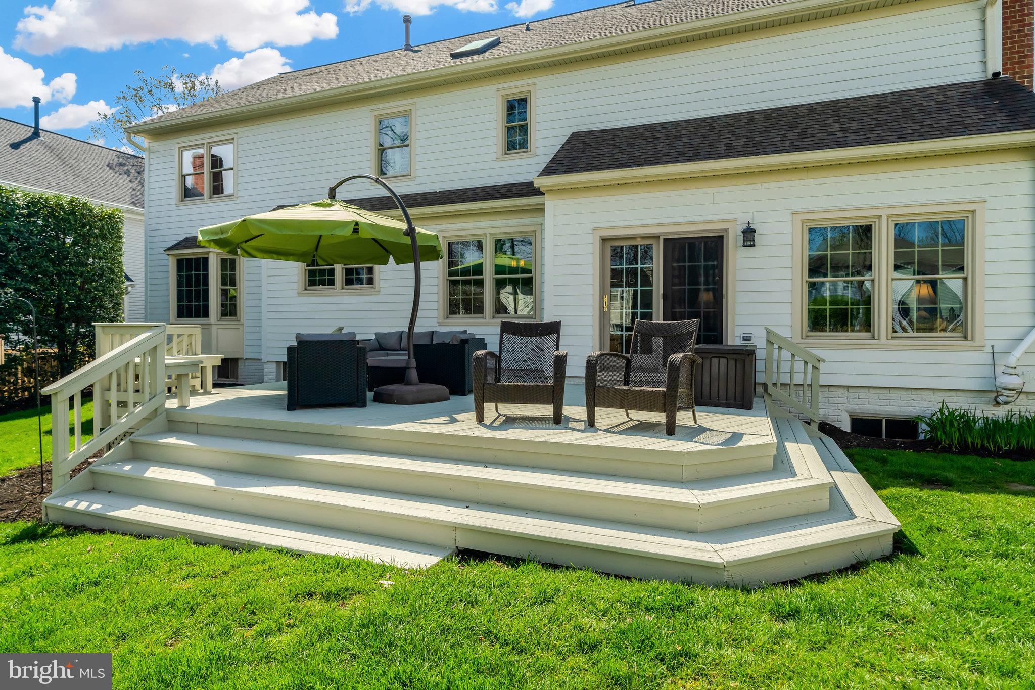 43858 Amity Pl