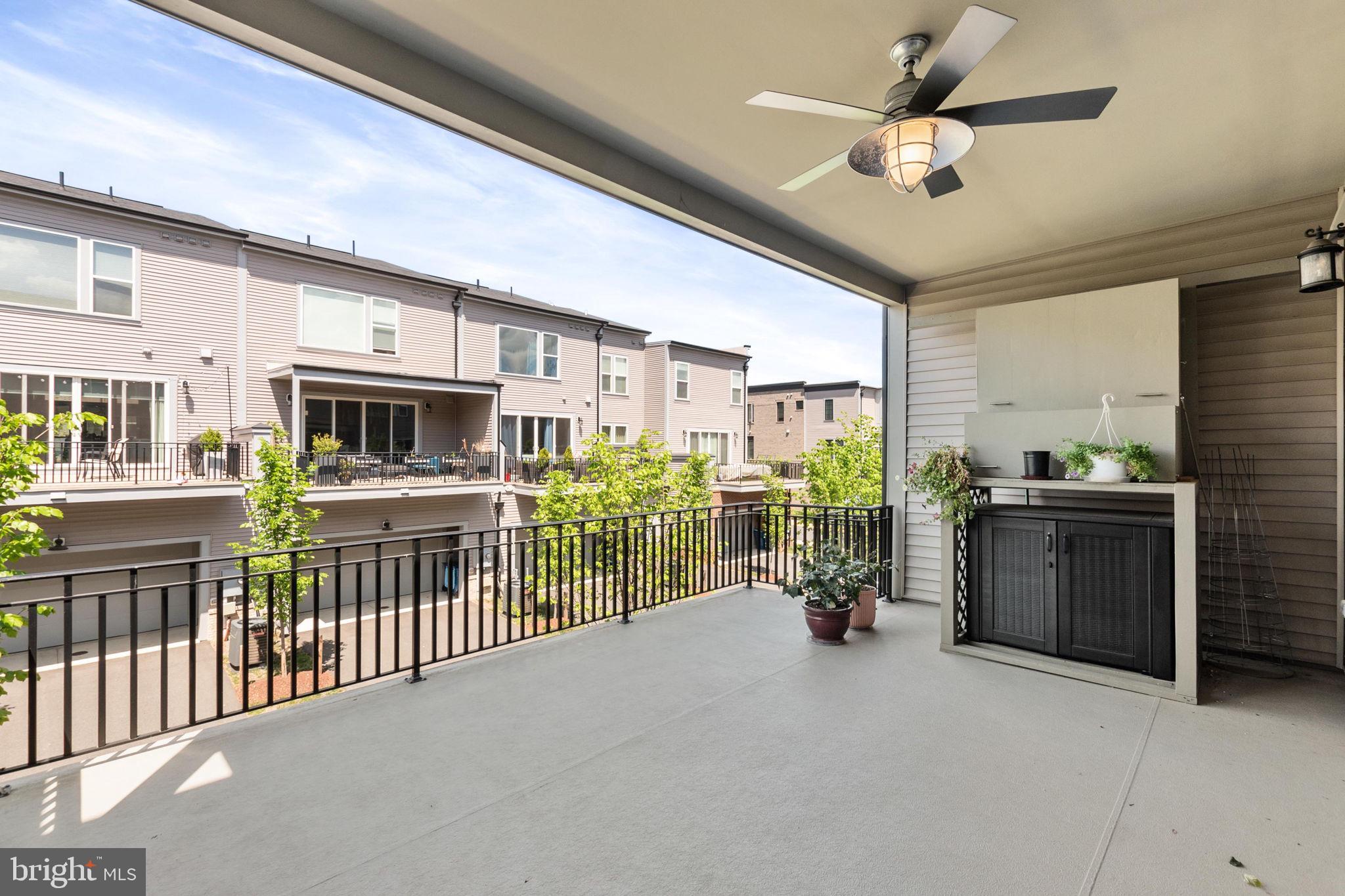 23162 Brooksbank Sq