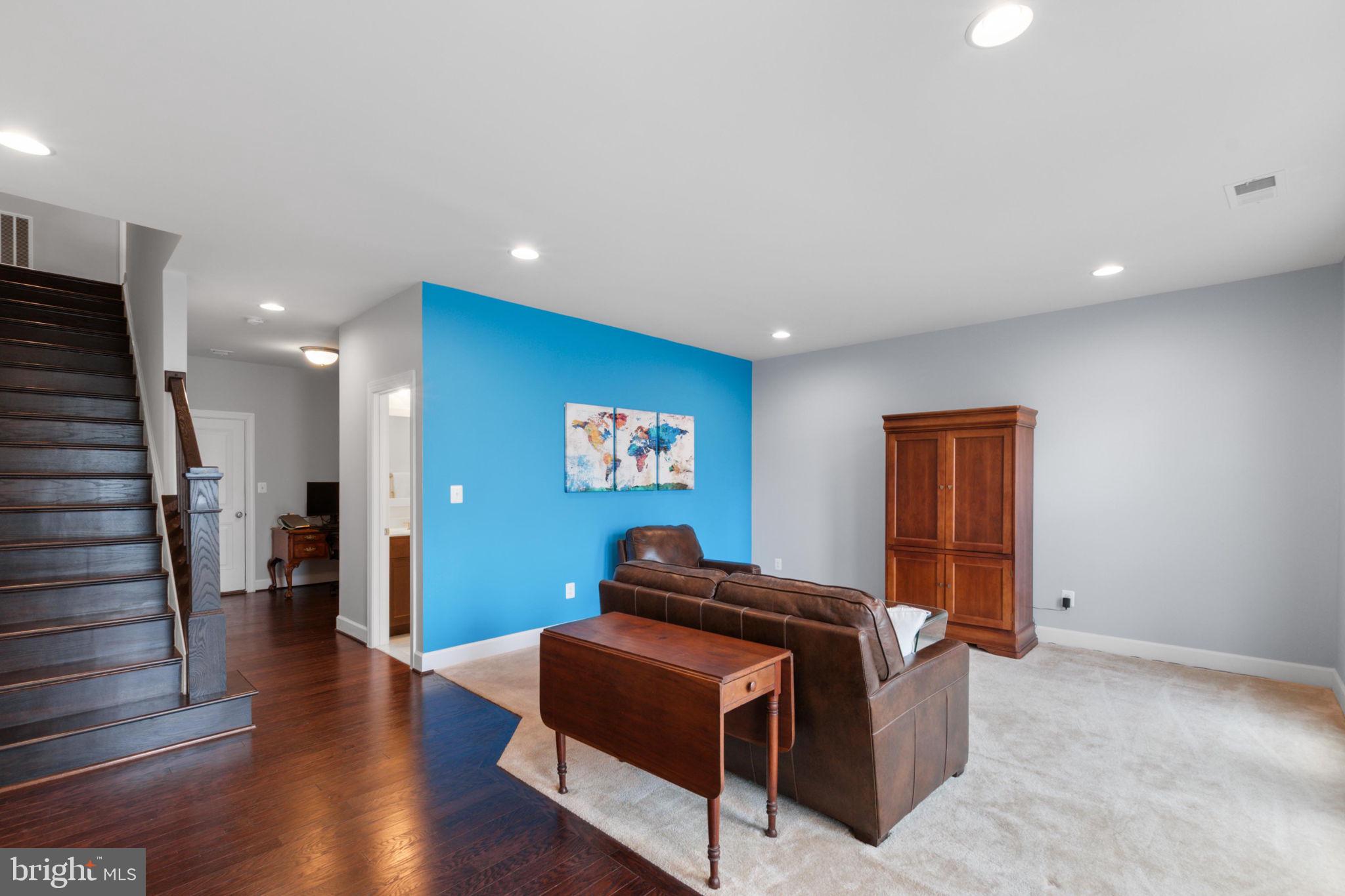 23162 Brooksbank Sq