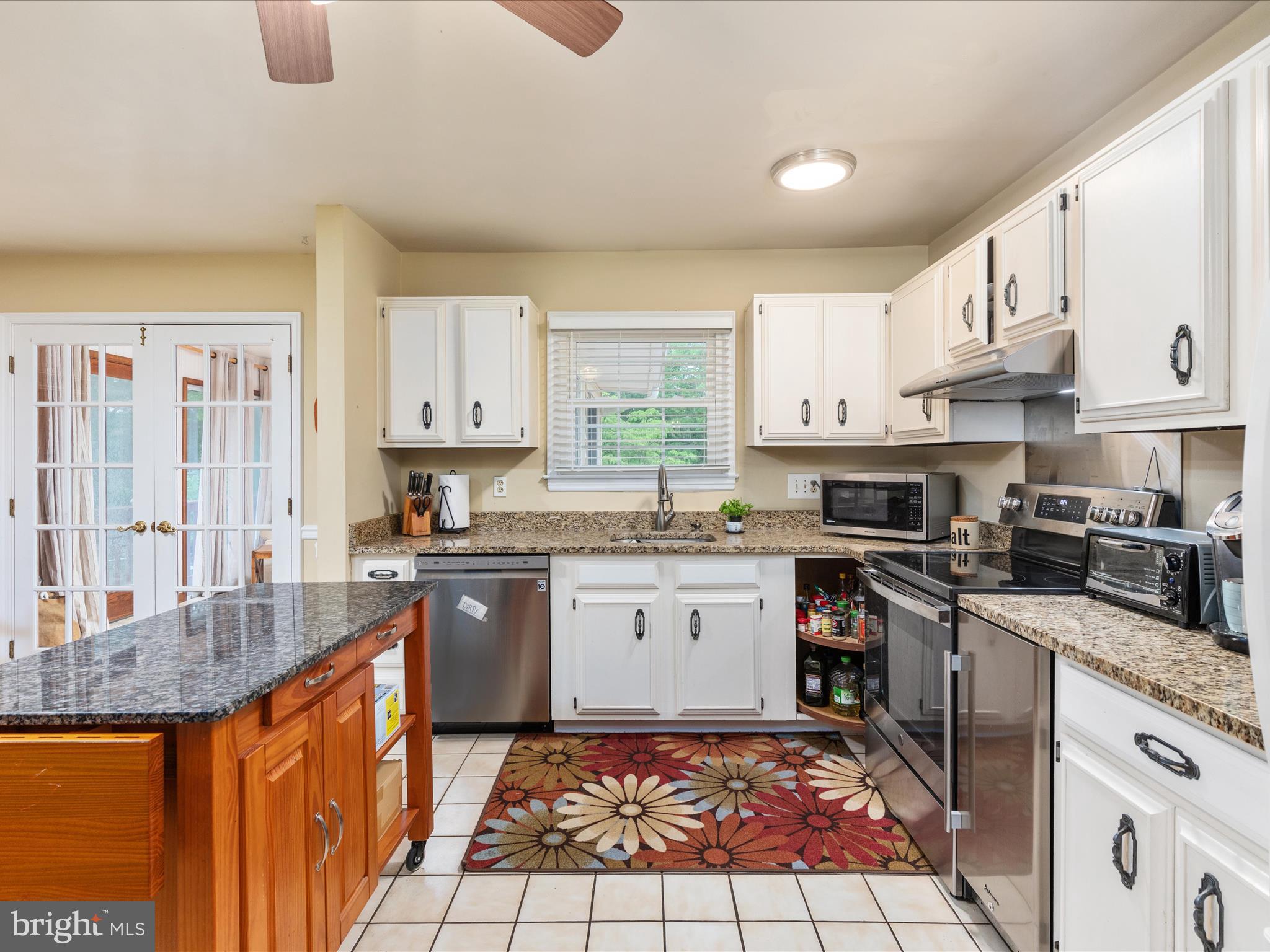 100 Peach Tree Ct