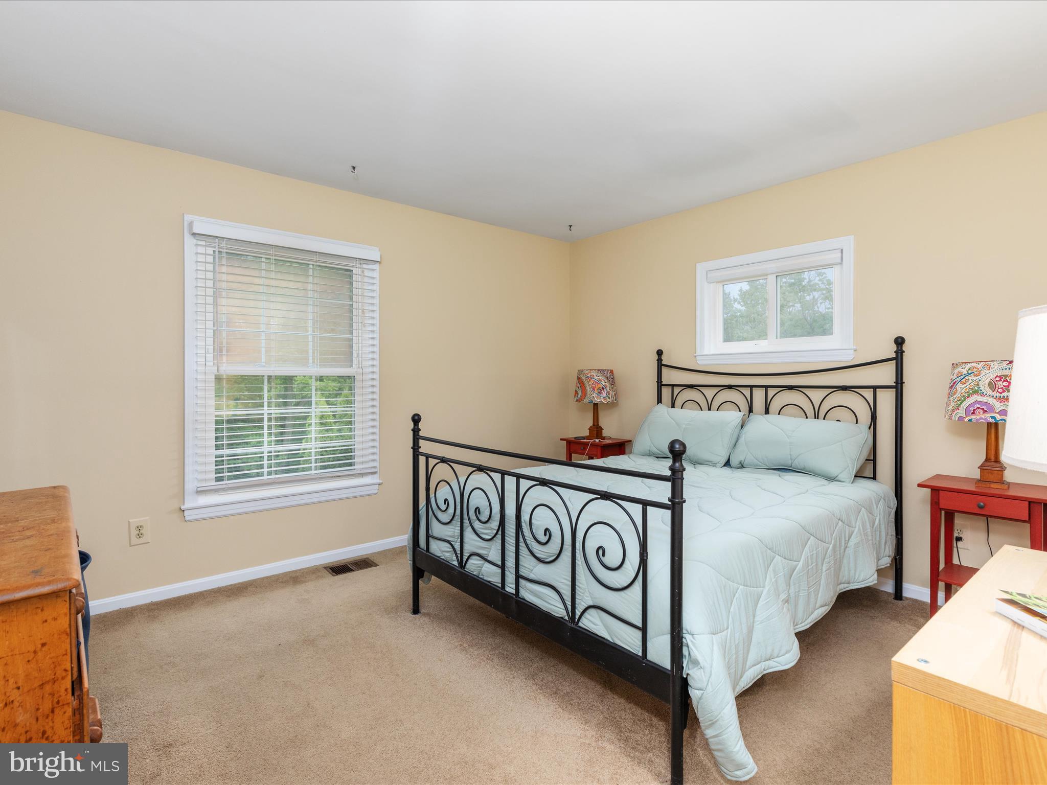 100 Peach Tree Ct