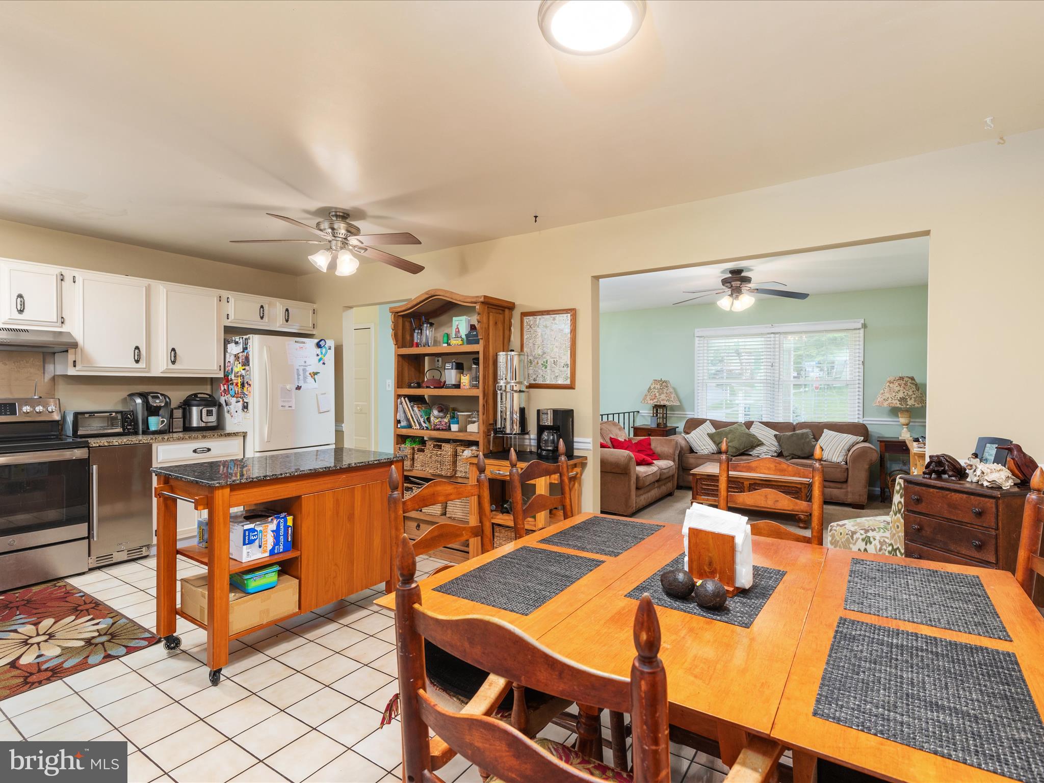 100 Peach Tree Ct