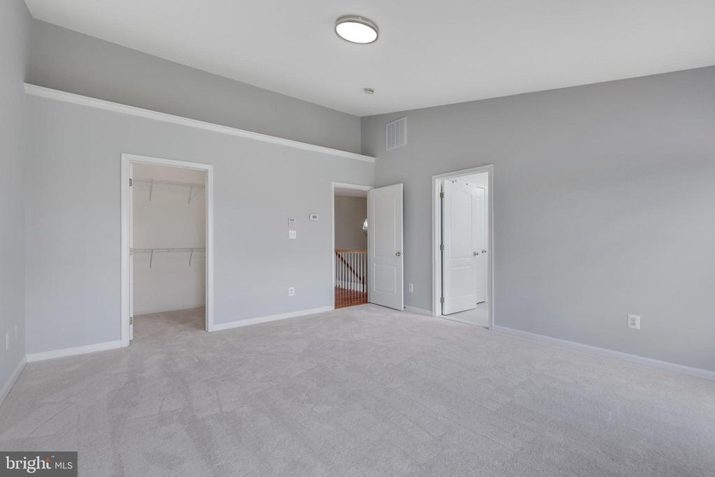 43724 Banshee Heights Ter