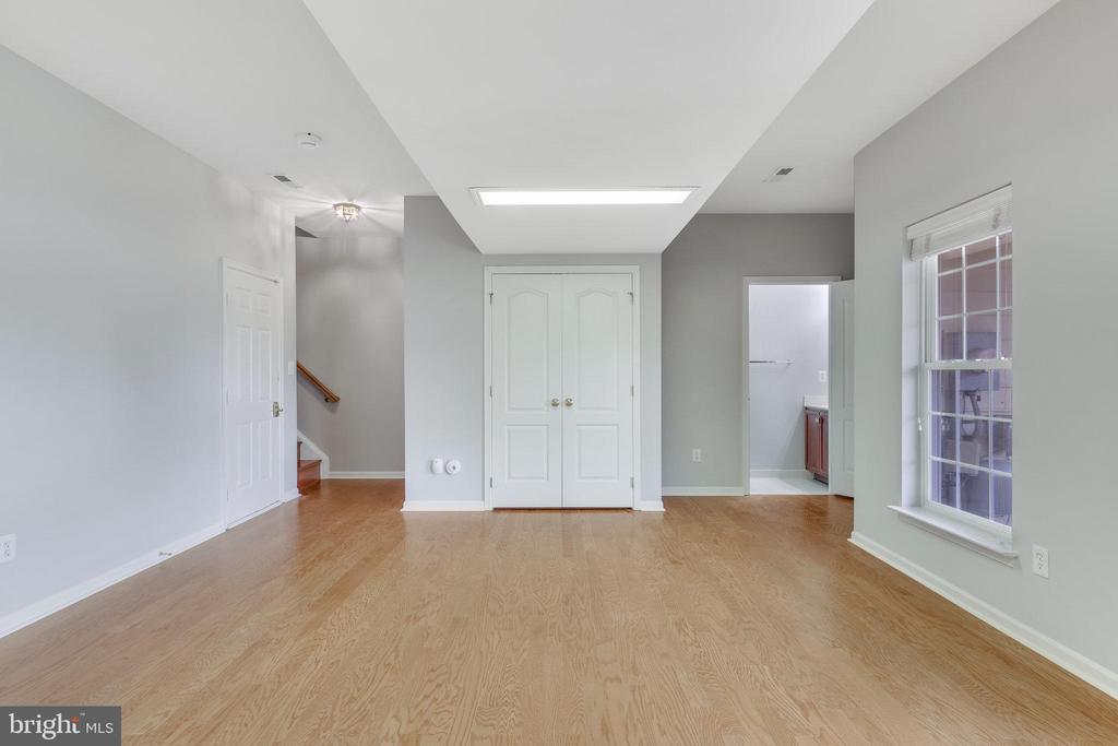 43724 Banshee Heights Ter