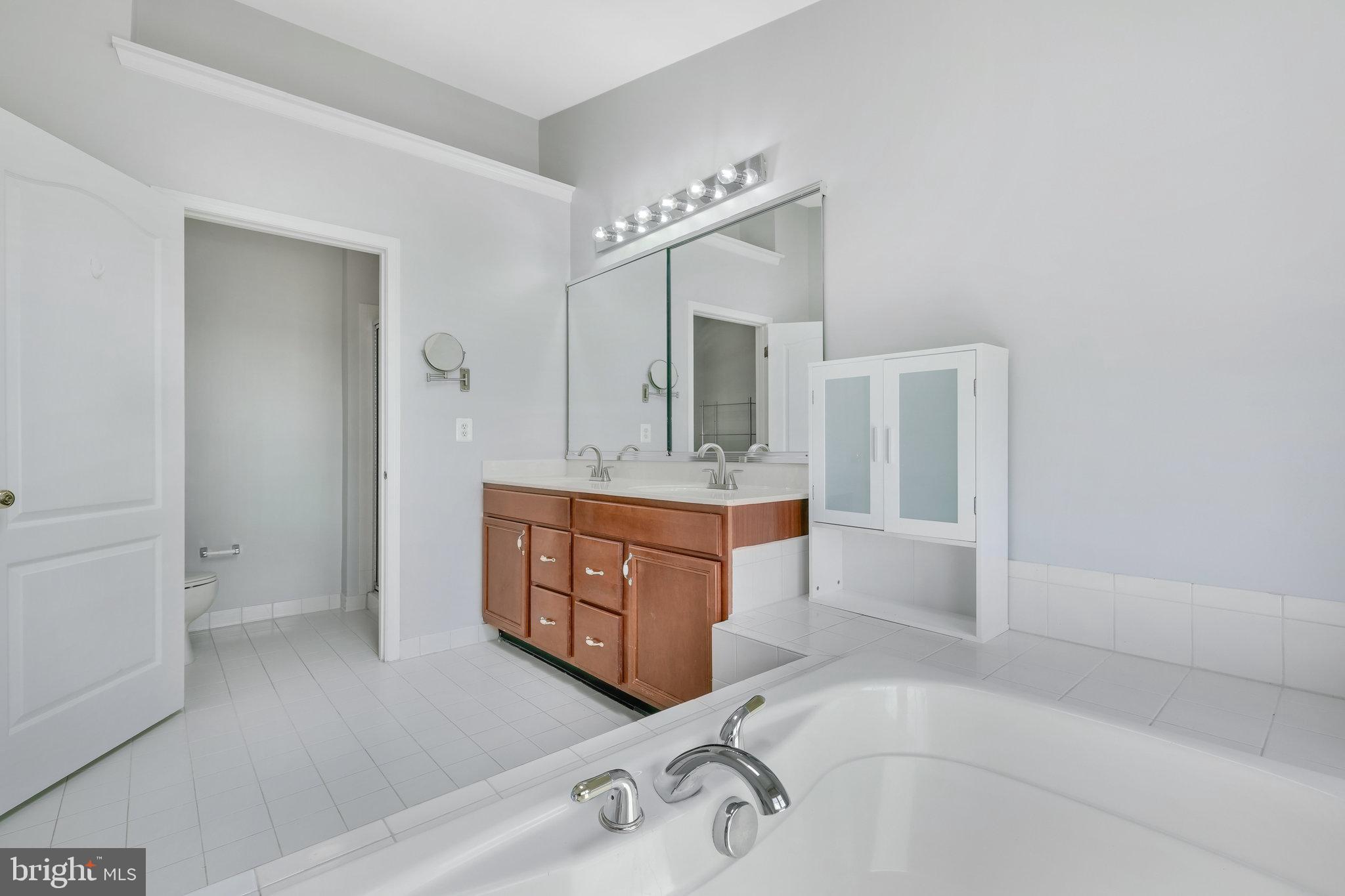43724 Banshee Heights Ter