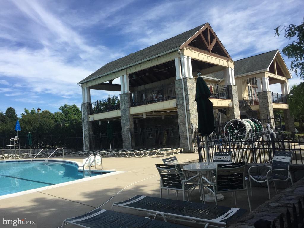 43724 Banshee Heights Ter