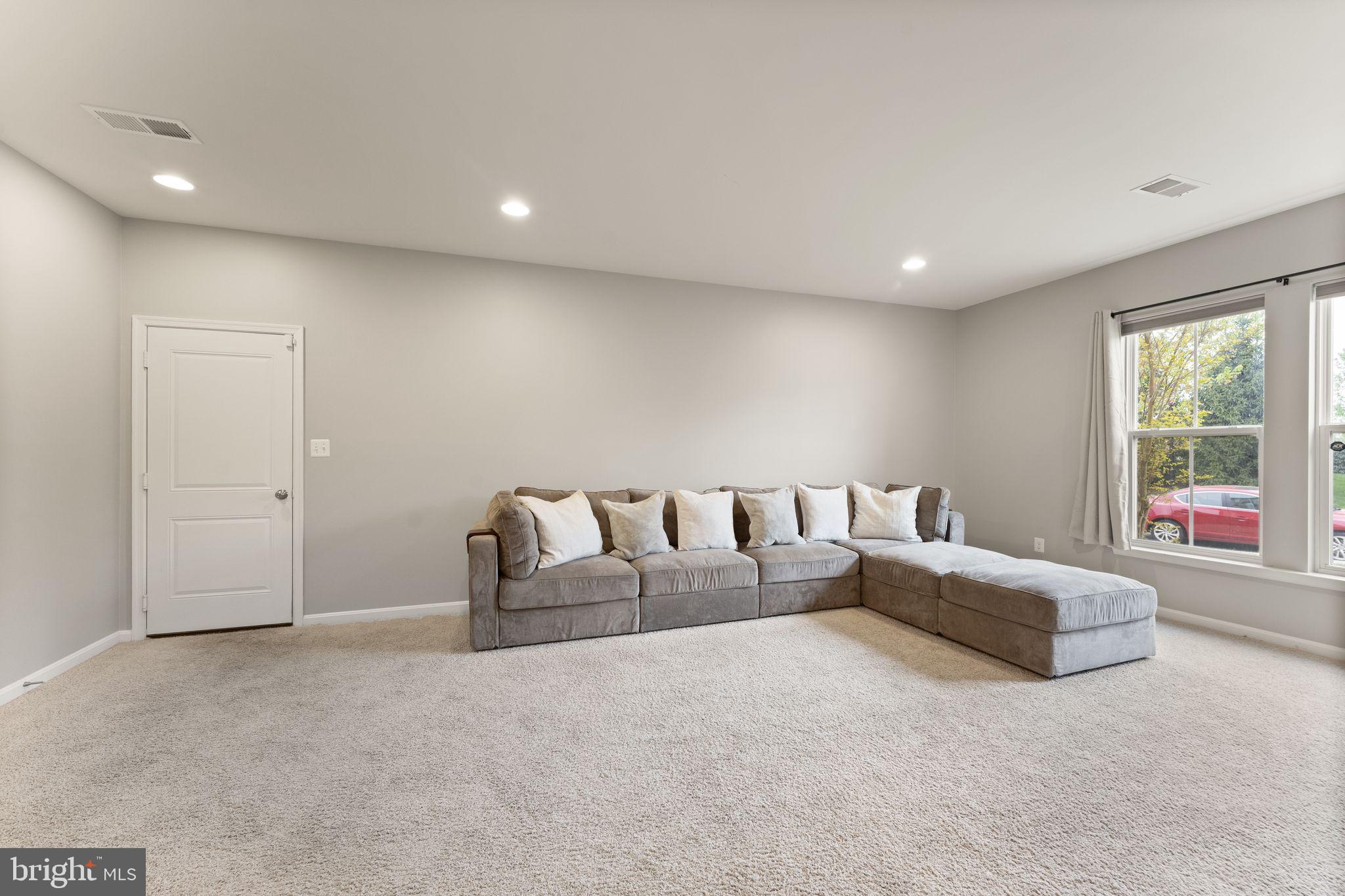 42239 Riggins Ridge