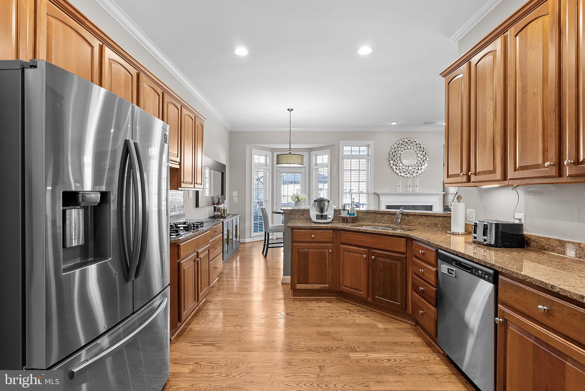 19214 Greystone Sq