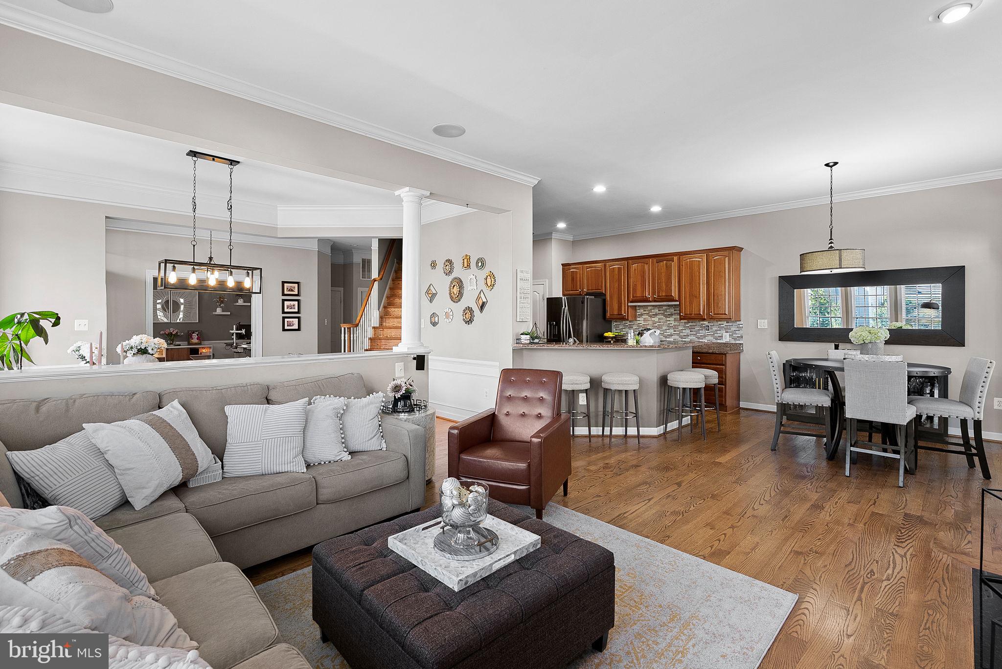 19214 Greystone Sq