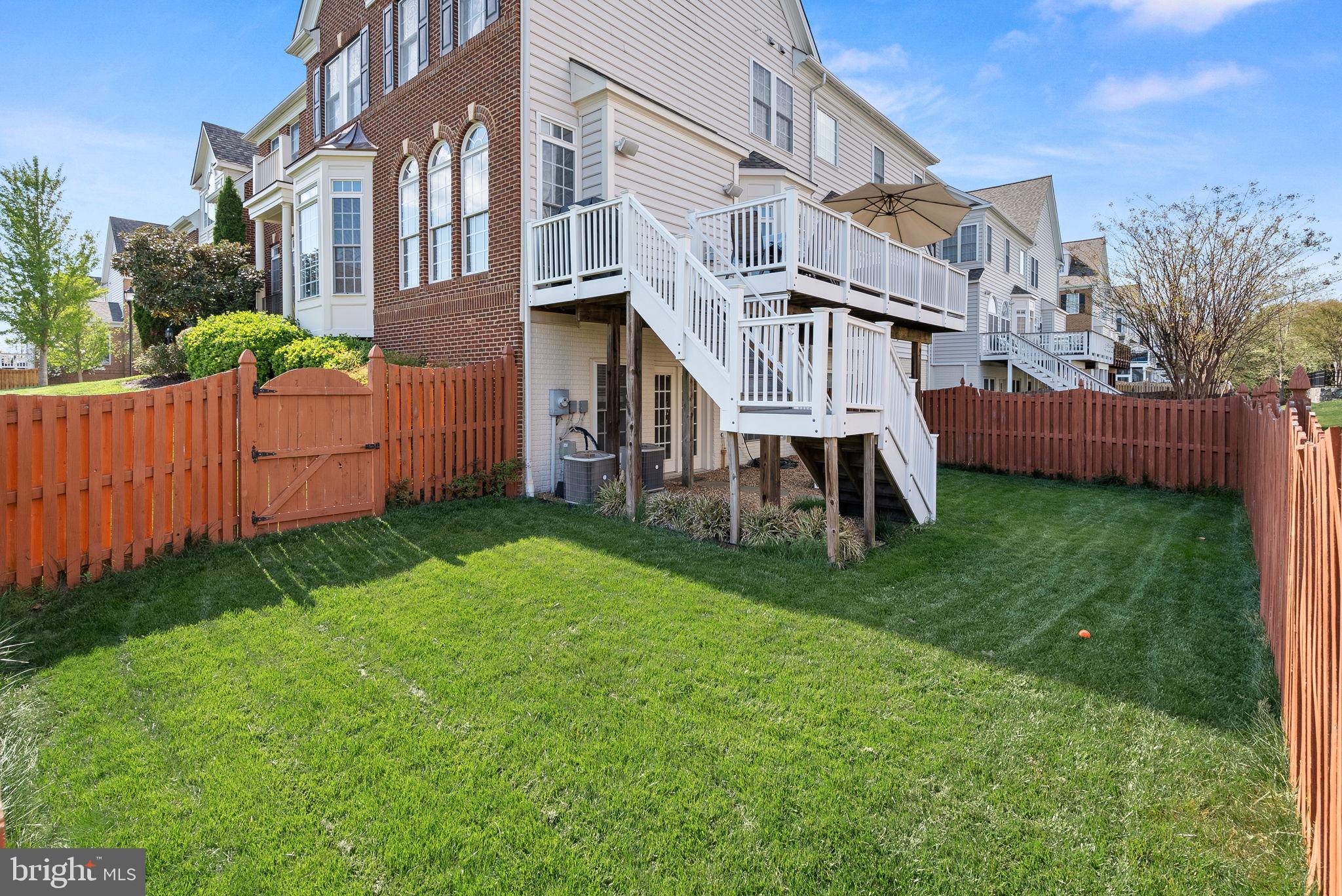 19214 Greystone Sq