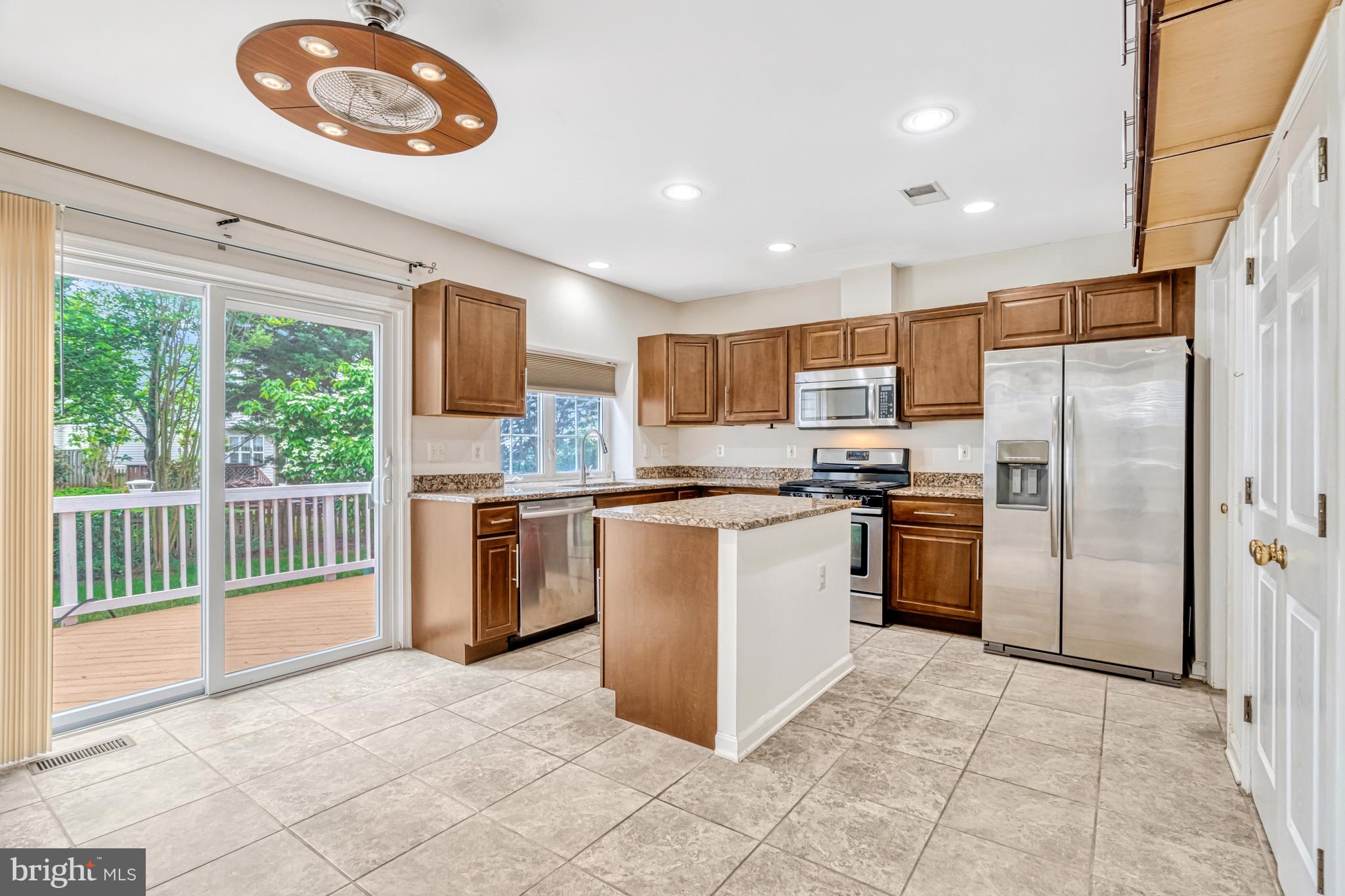 21724 Regents Park Cir