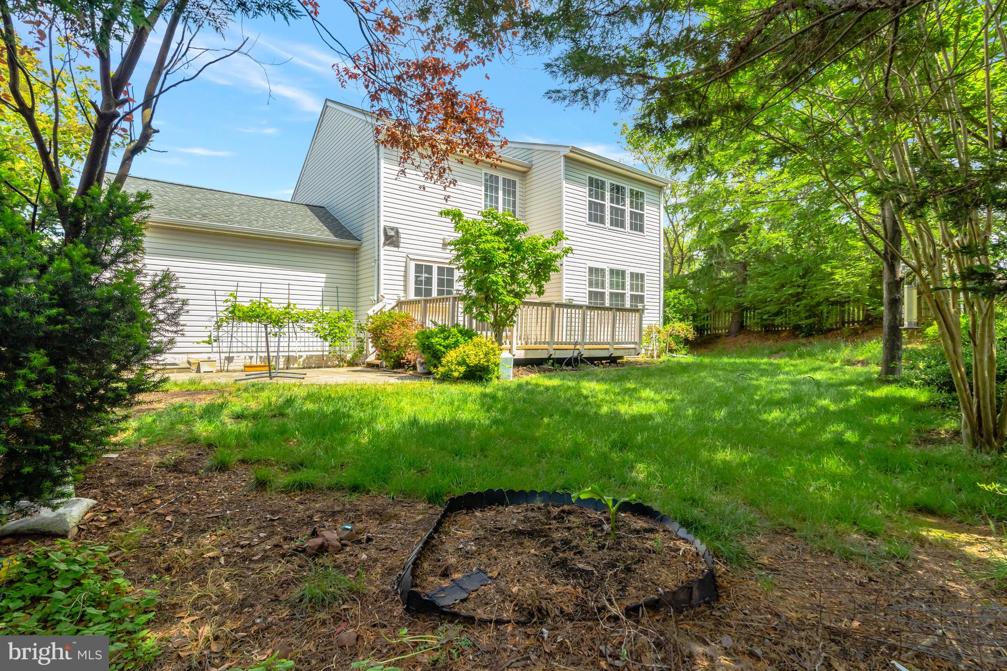 21724 Regents Park Cir