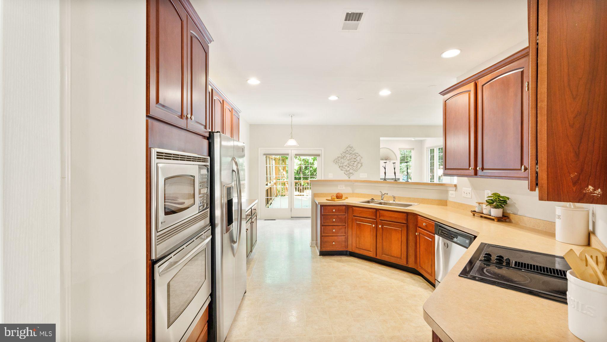 219 Grassy Ridge Ter