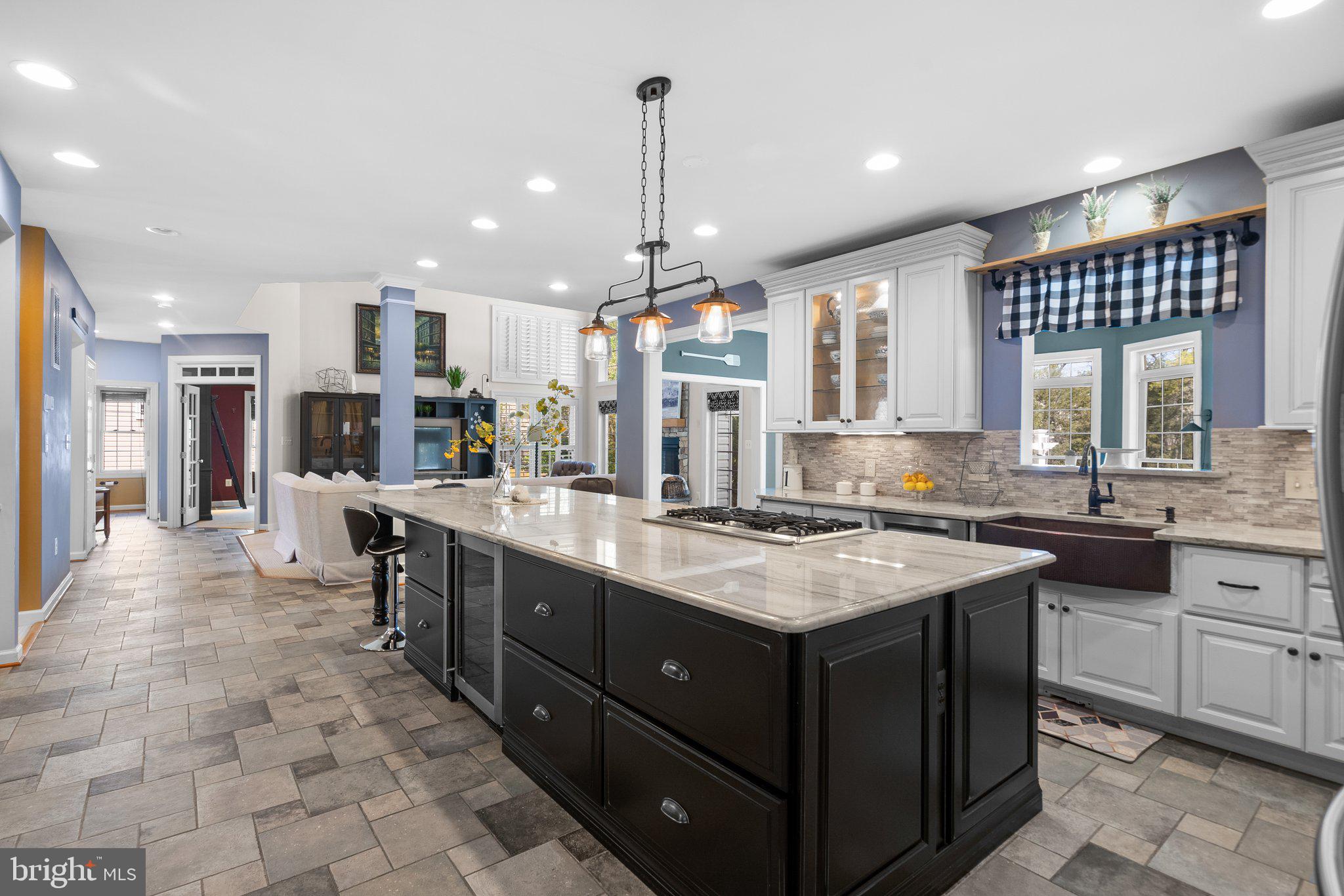 43316 Jerpoint Ct