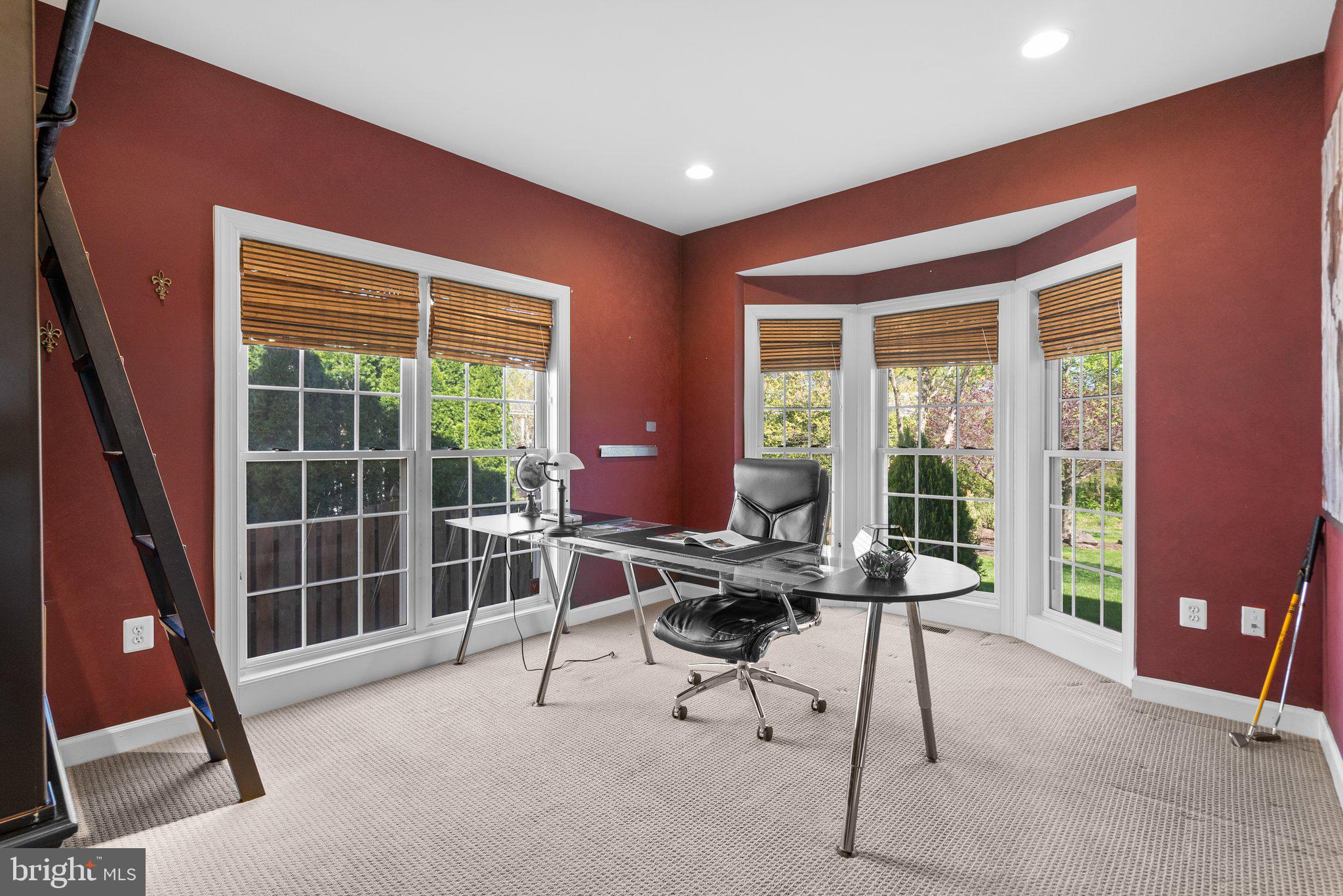 43316 Jerpoint Ct
