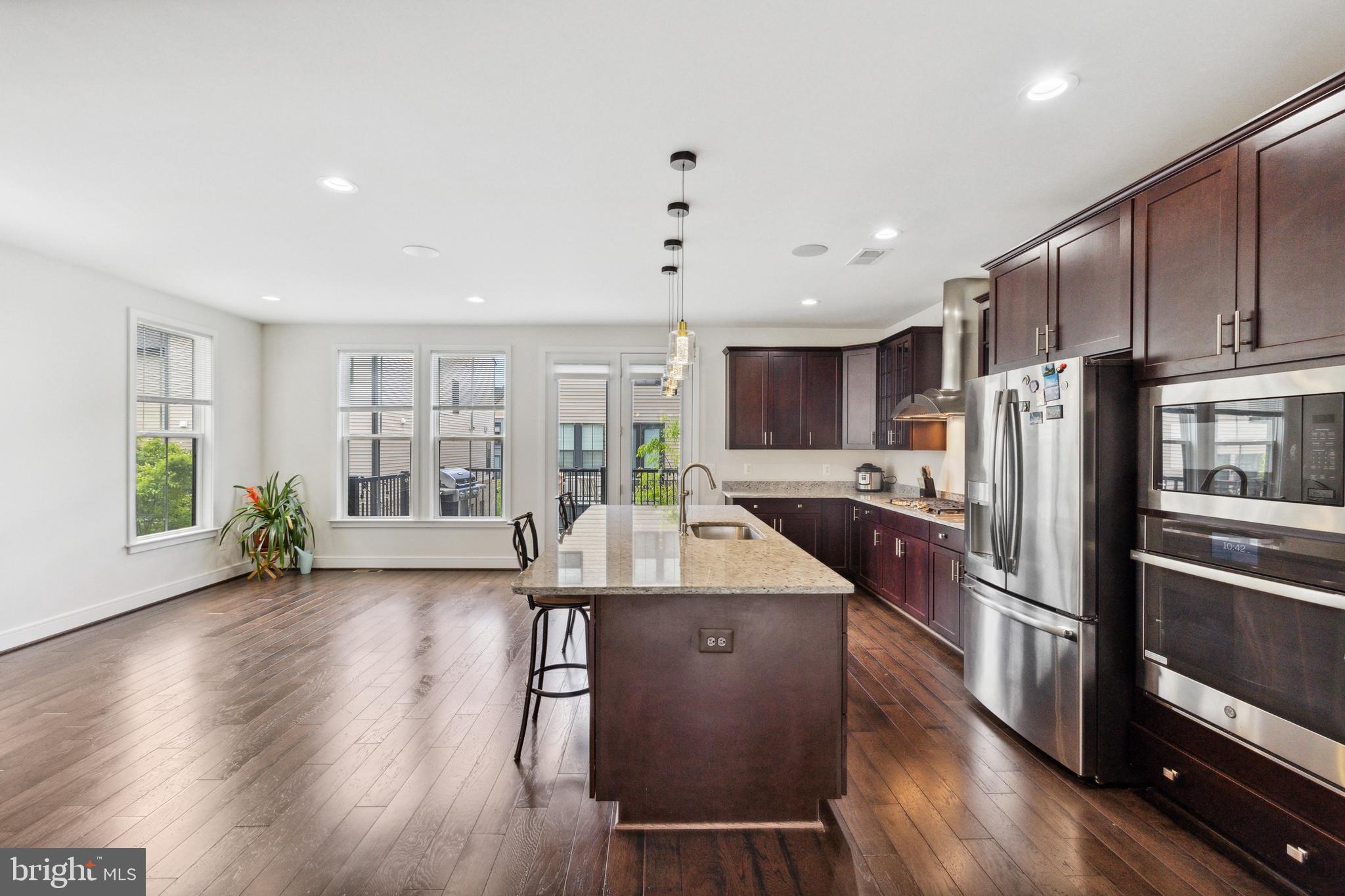 42293 Belgrave Gardens