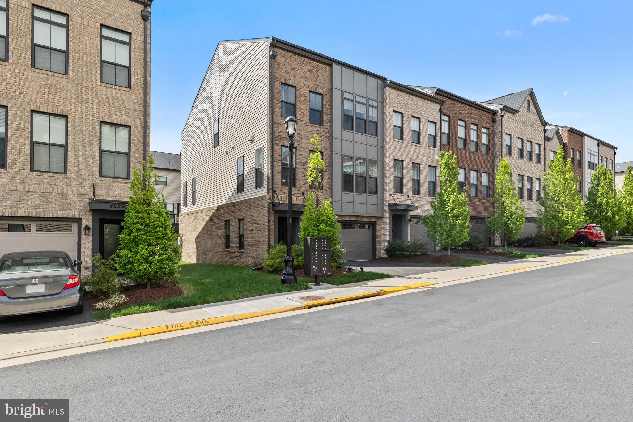 42293 Belgrave Gardens