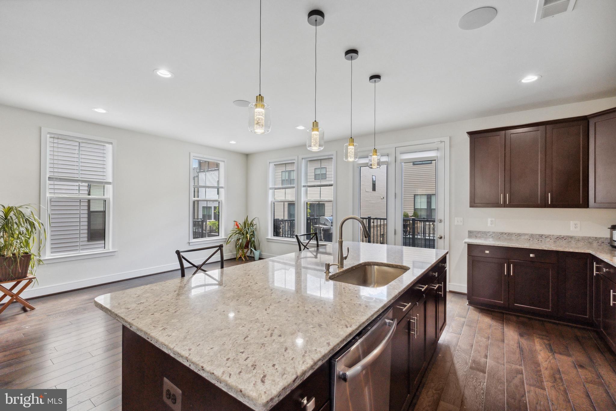 42293 Belgrave Gardens