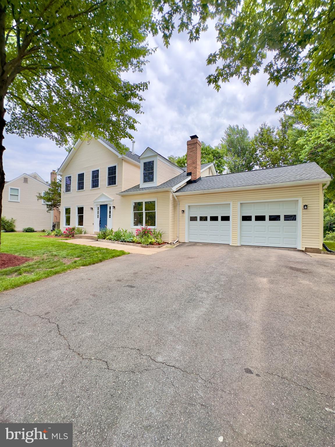 21748 Pinewood Ct