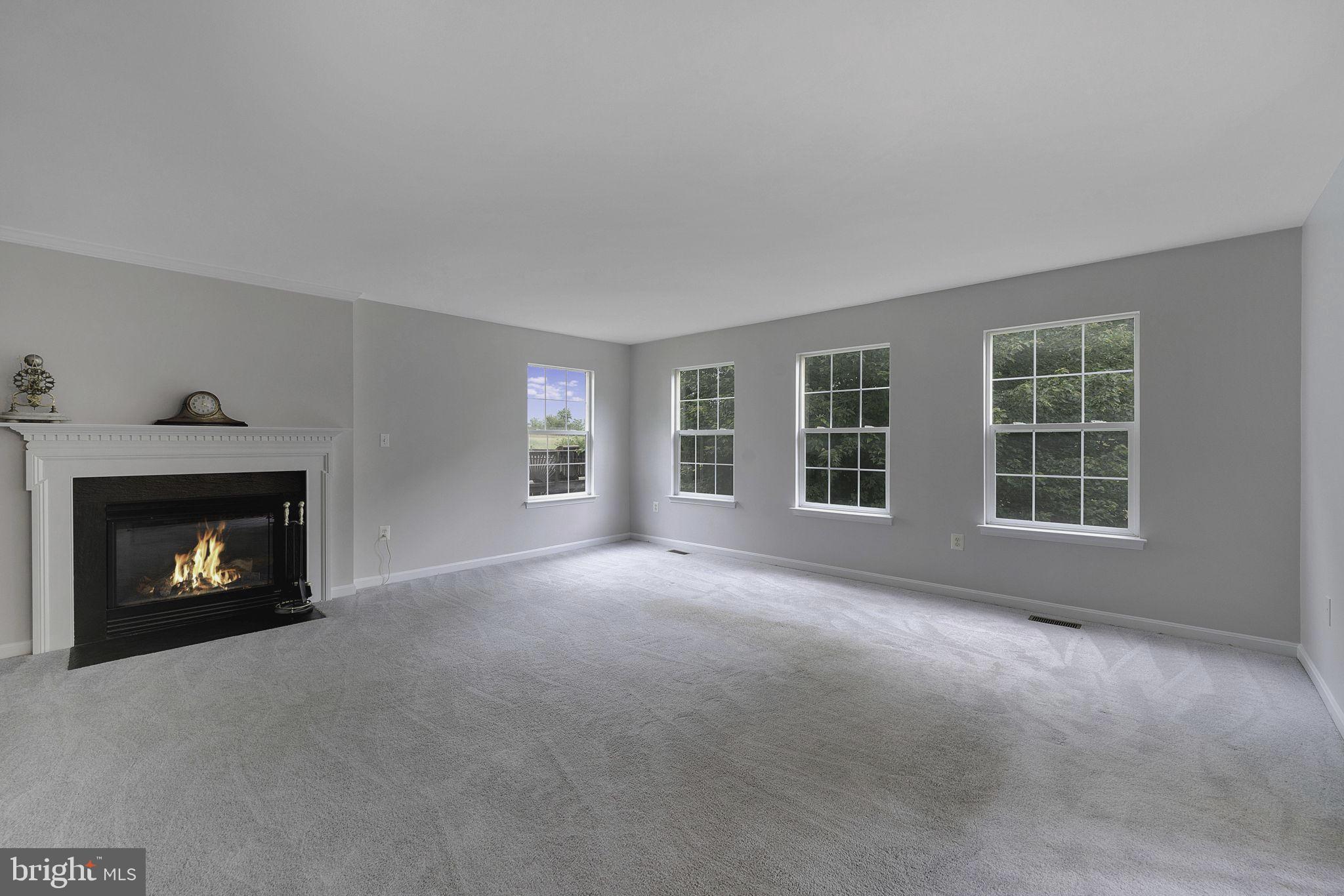 324 Crosman Ct