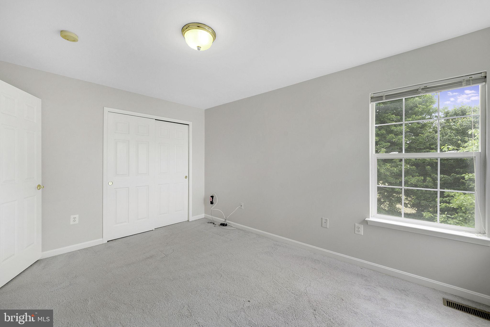 324 Crosman Ct