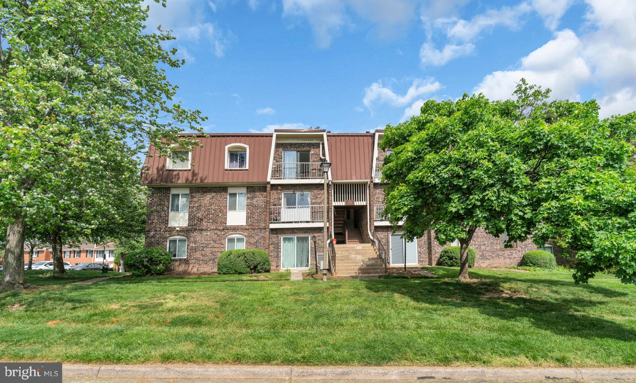 121 N Fillmore Ave #12