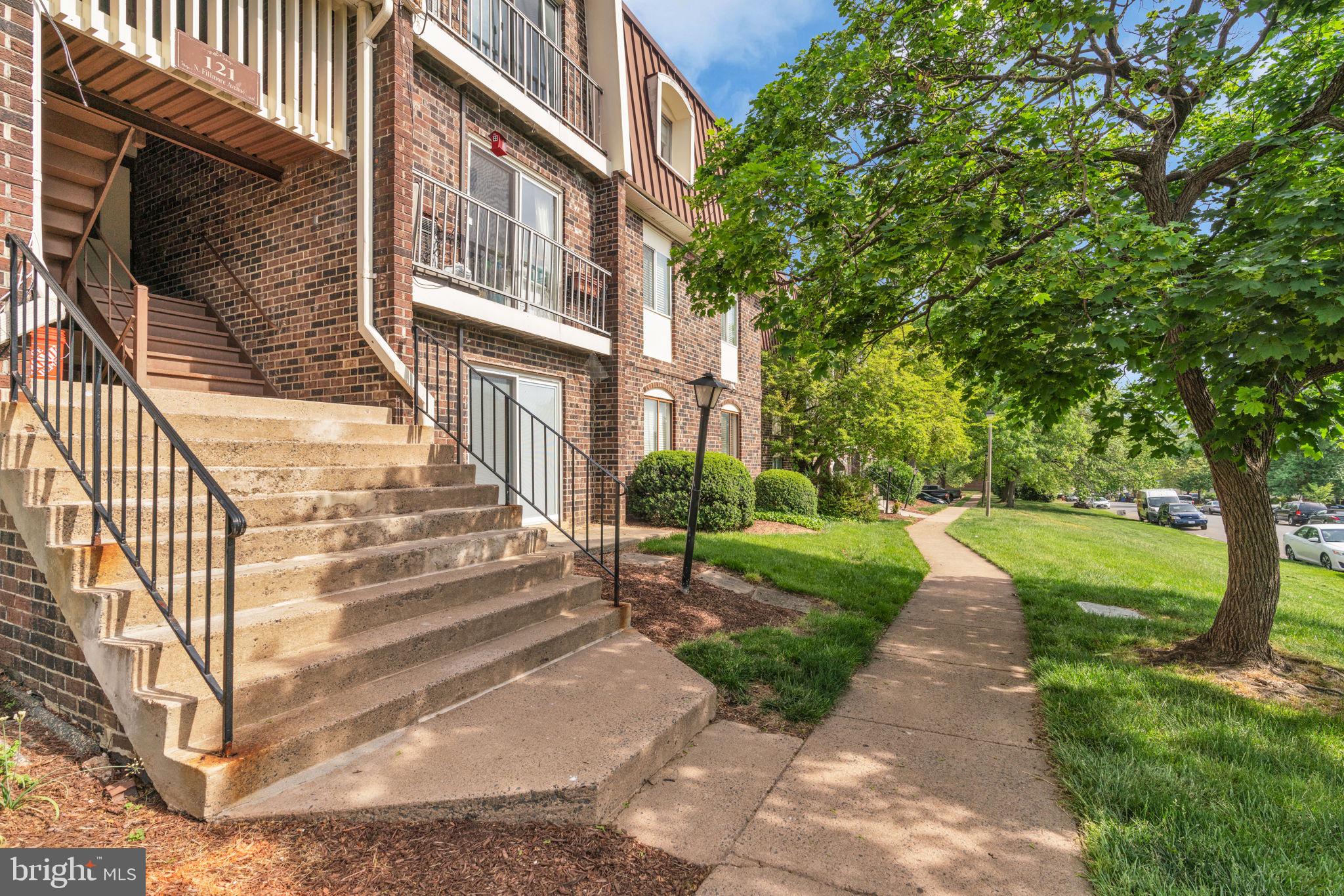 121 N Fillmore Ave #12