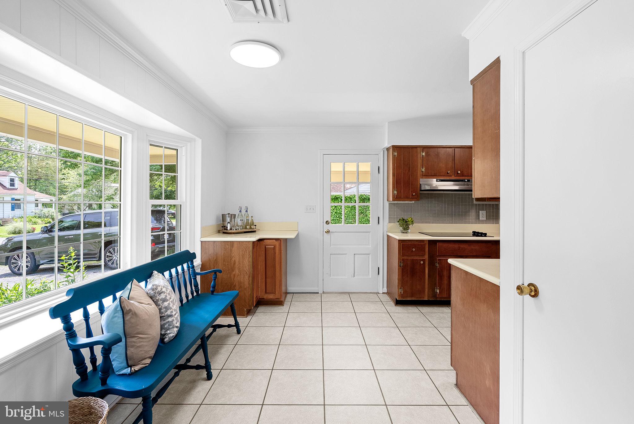 311 S Orchard Dr
