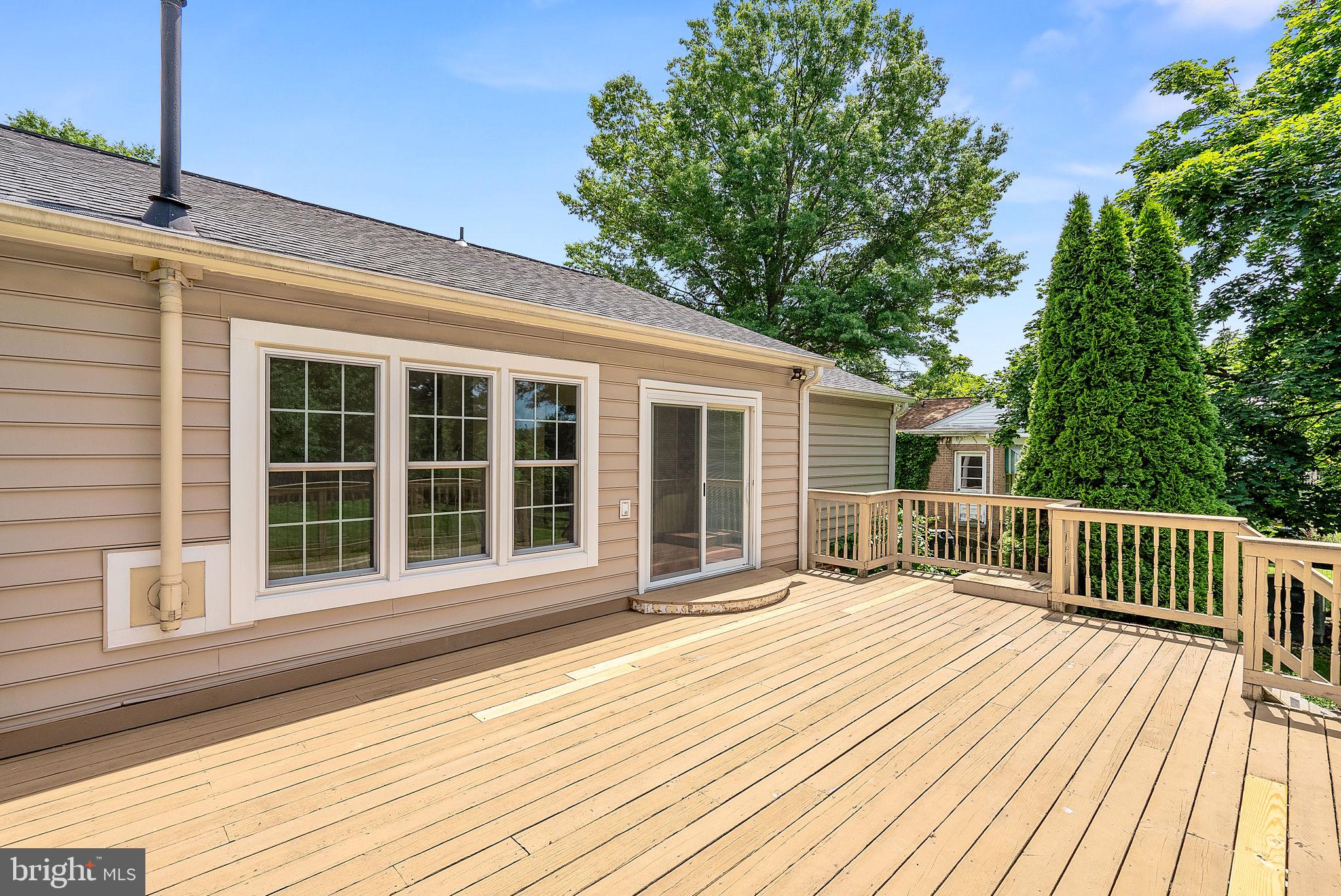 311 S Orchard Dr