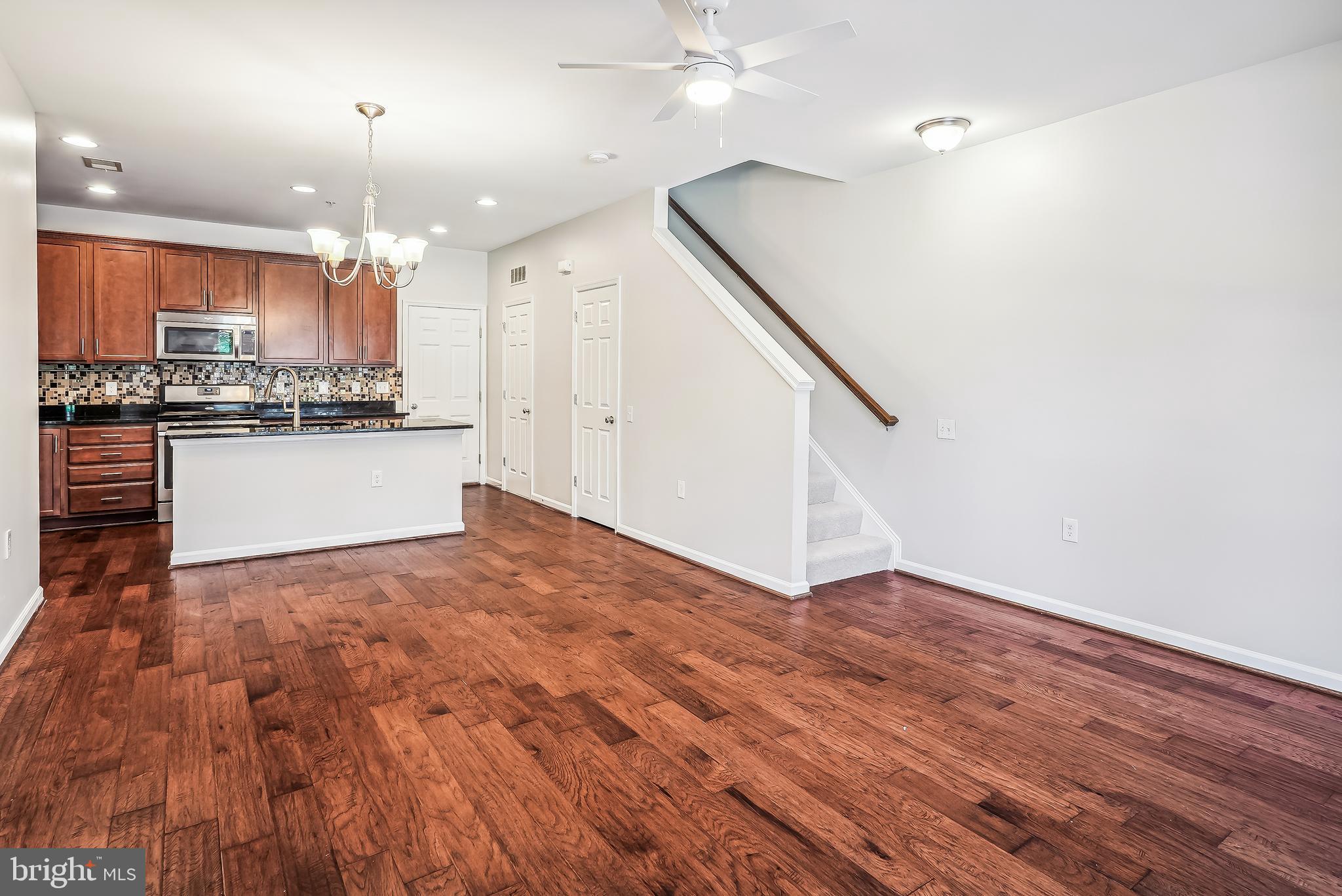 20602 Maitland Ter