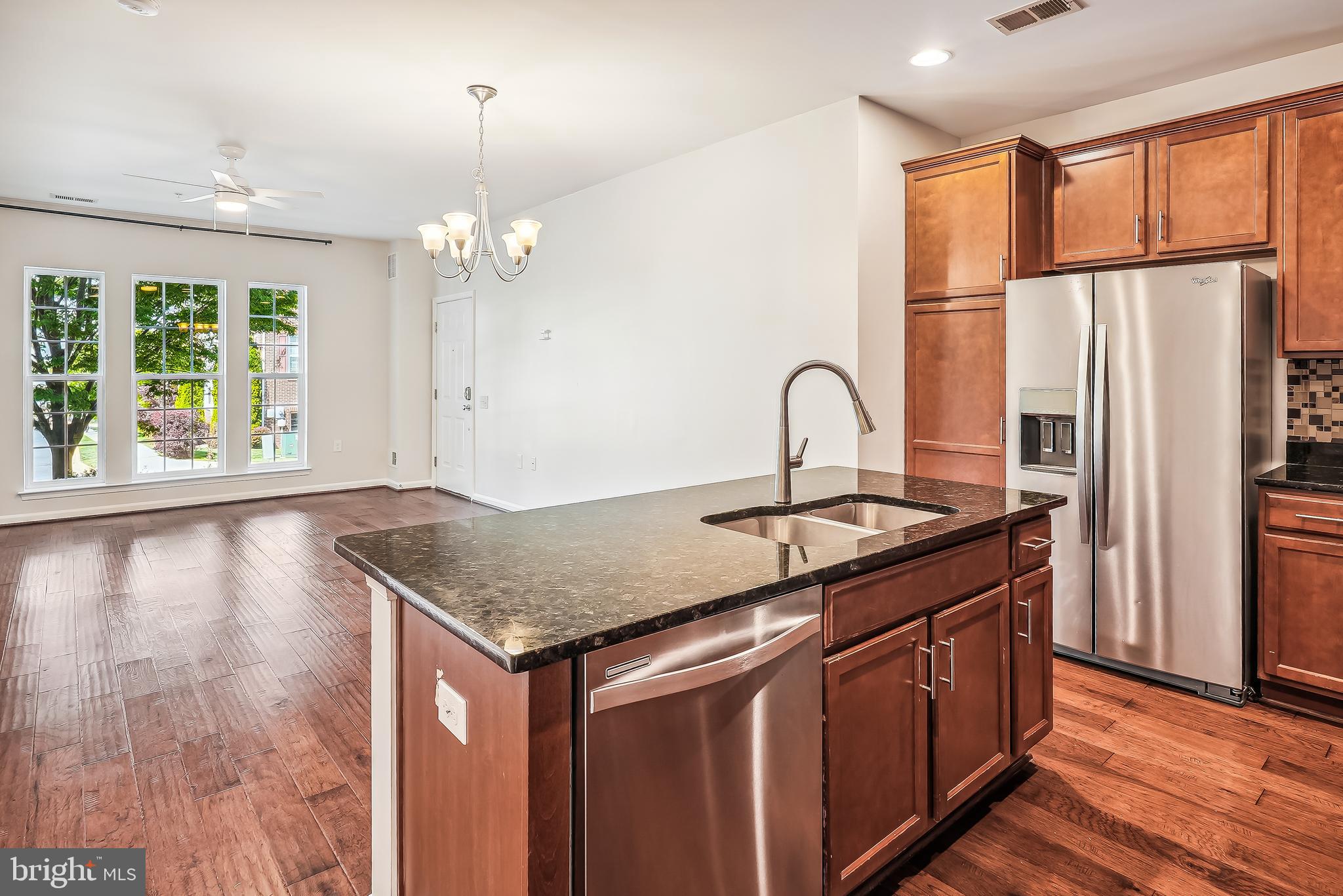 20602 Maitland Ter
