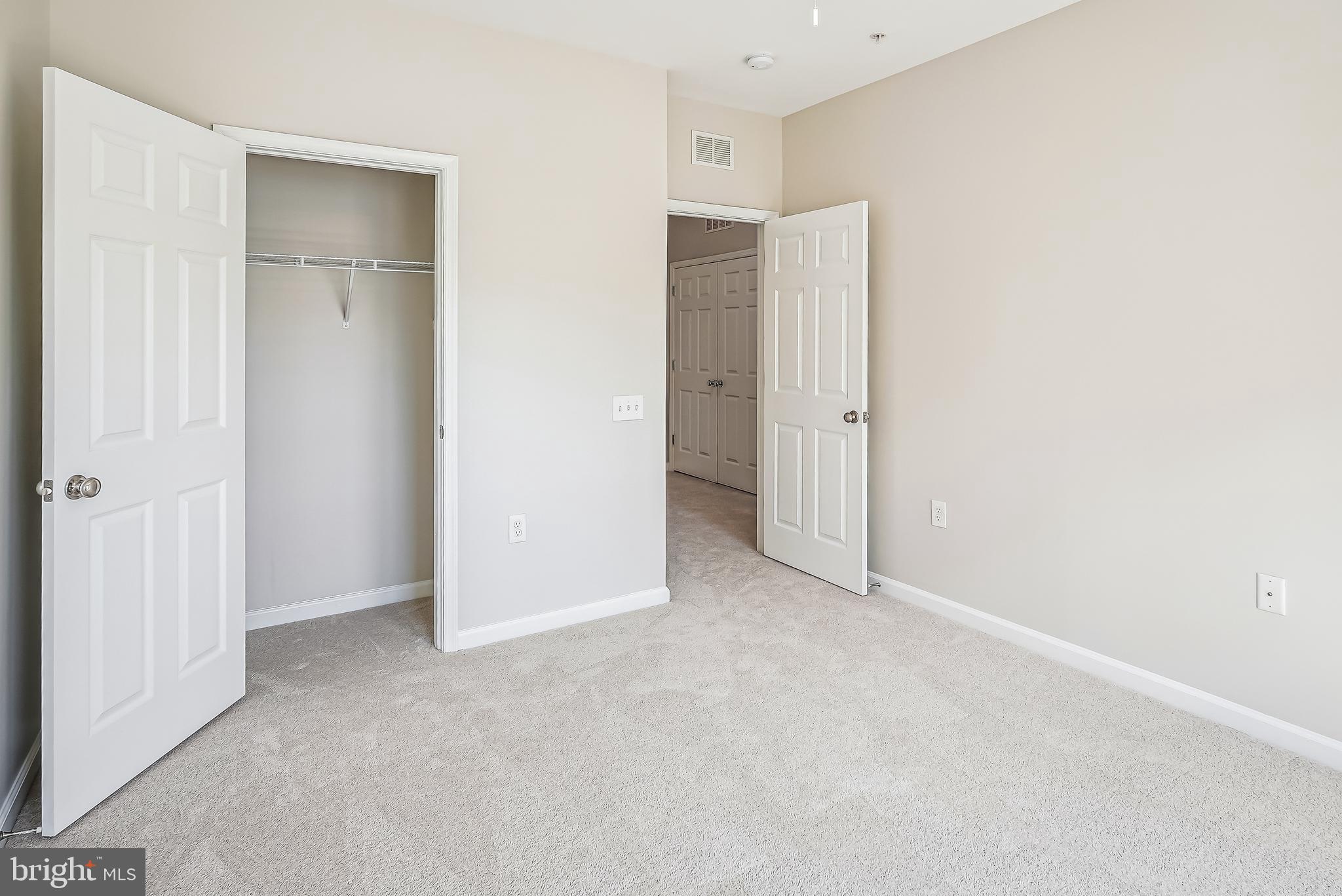 20602 Maitland Ter