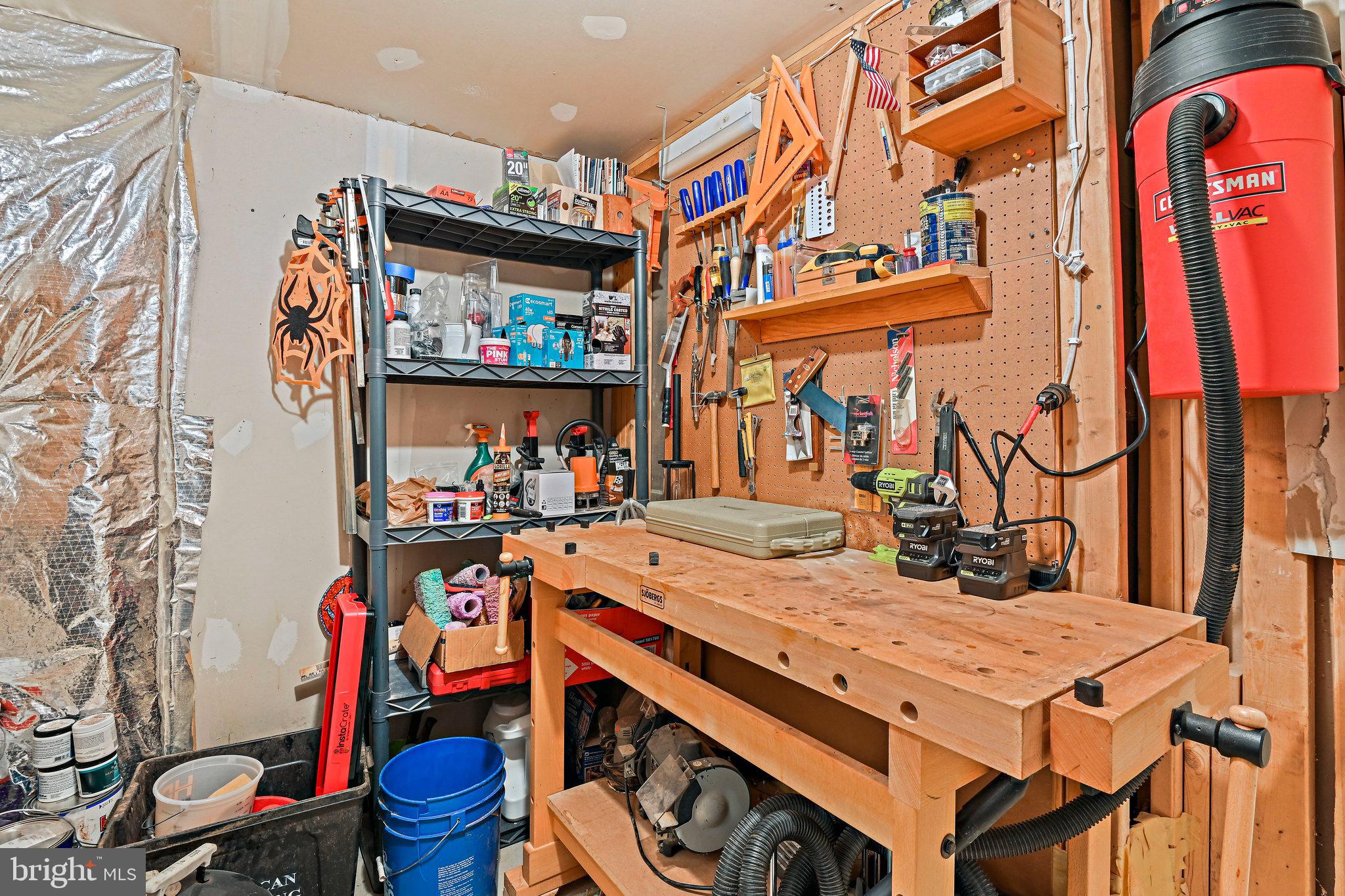 20734 Hollow Falls Ter