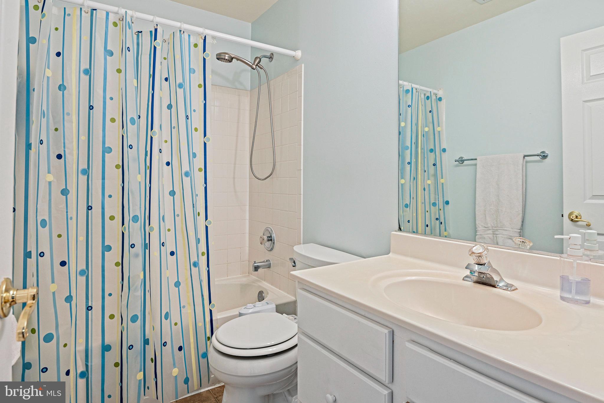 20734 Hollow Falls Ter