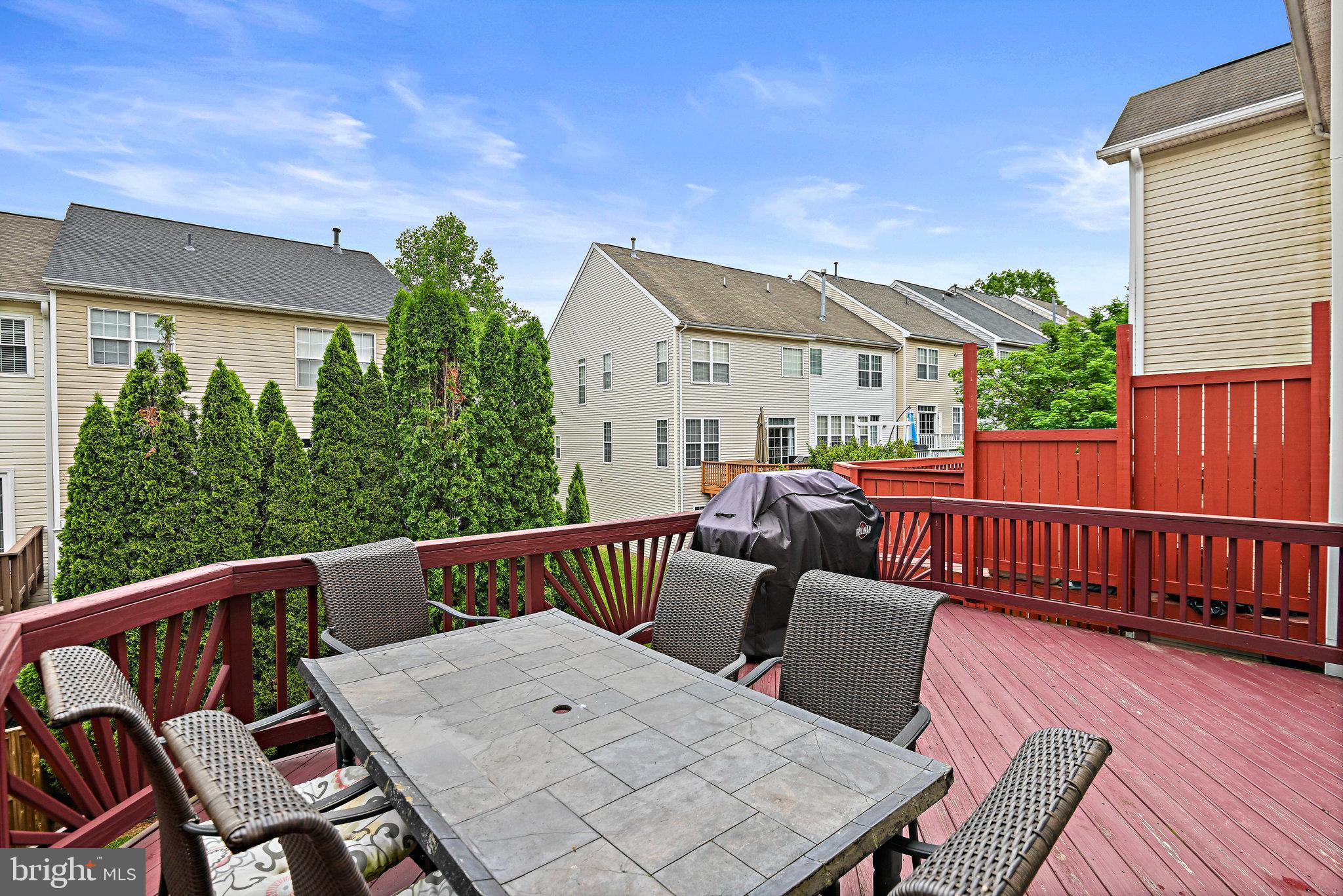 20734 Hollow Falls Ter