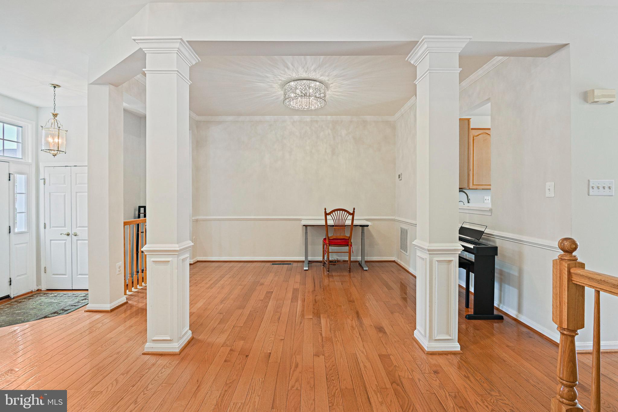 20734 Hollow Falls Ter