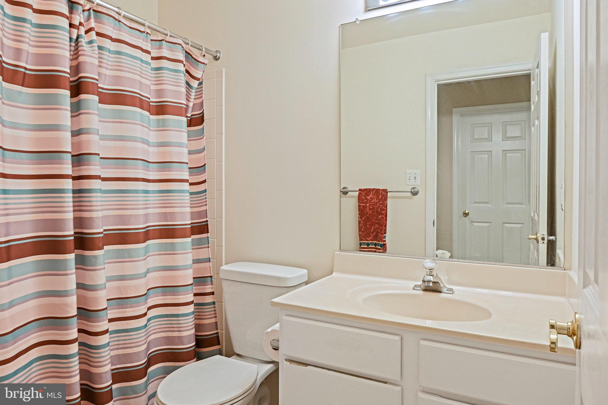 20734 Hollow Falls Ter