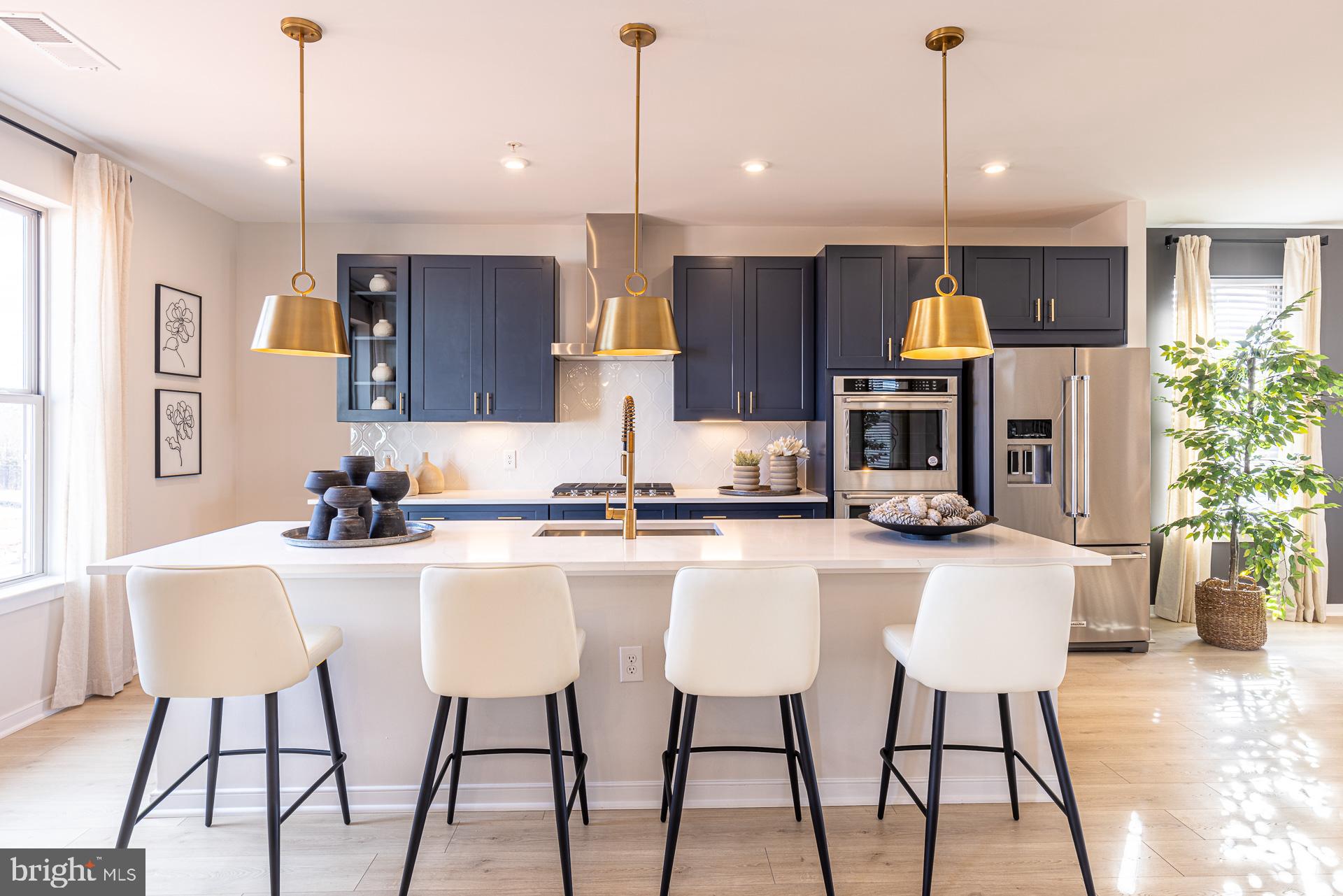 20902 Bluebird Sq