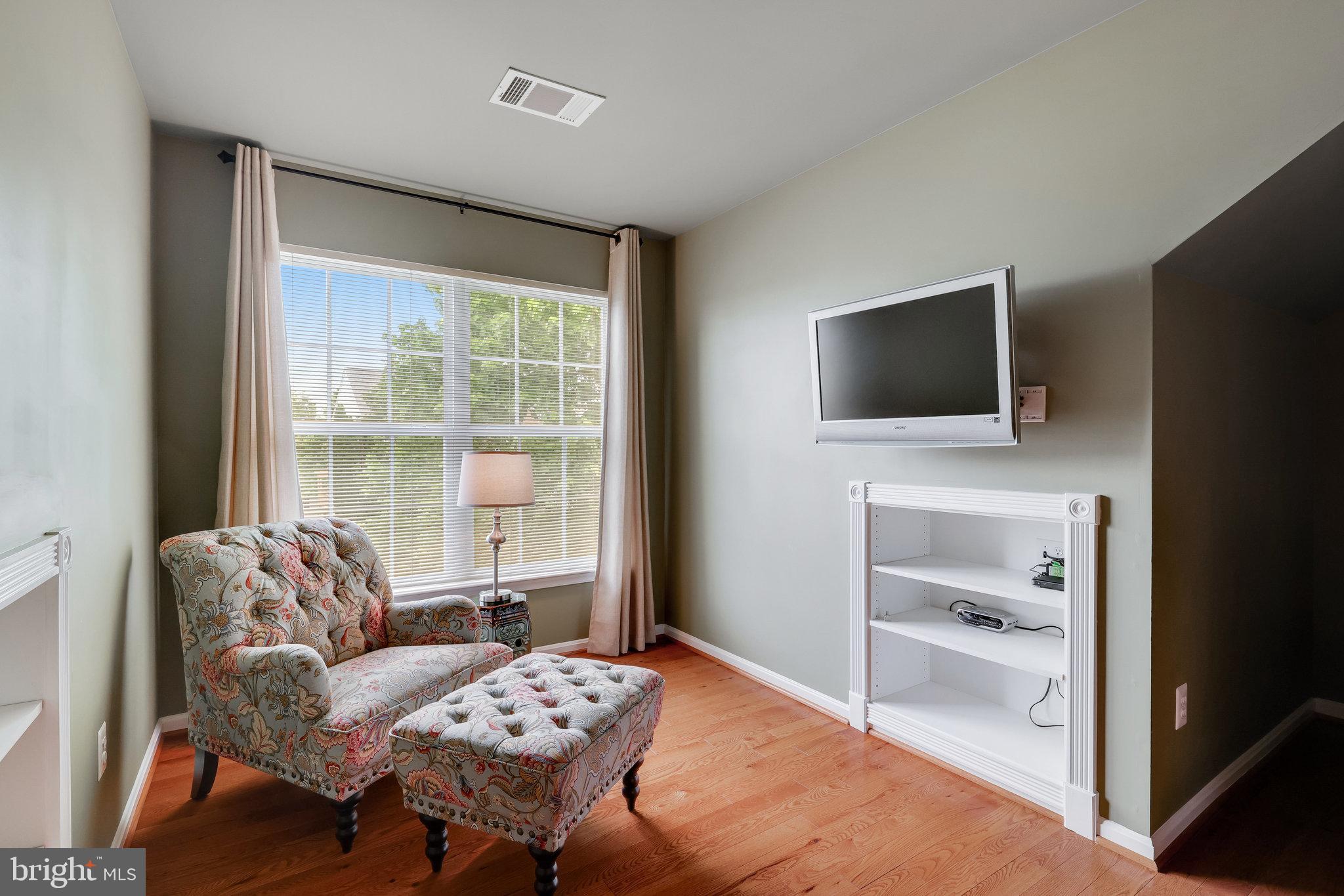 43392 Covent Garden Dr