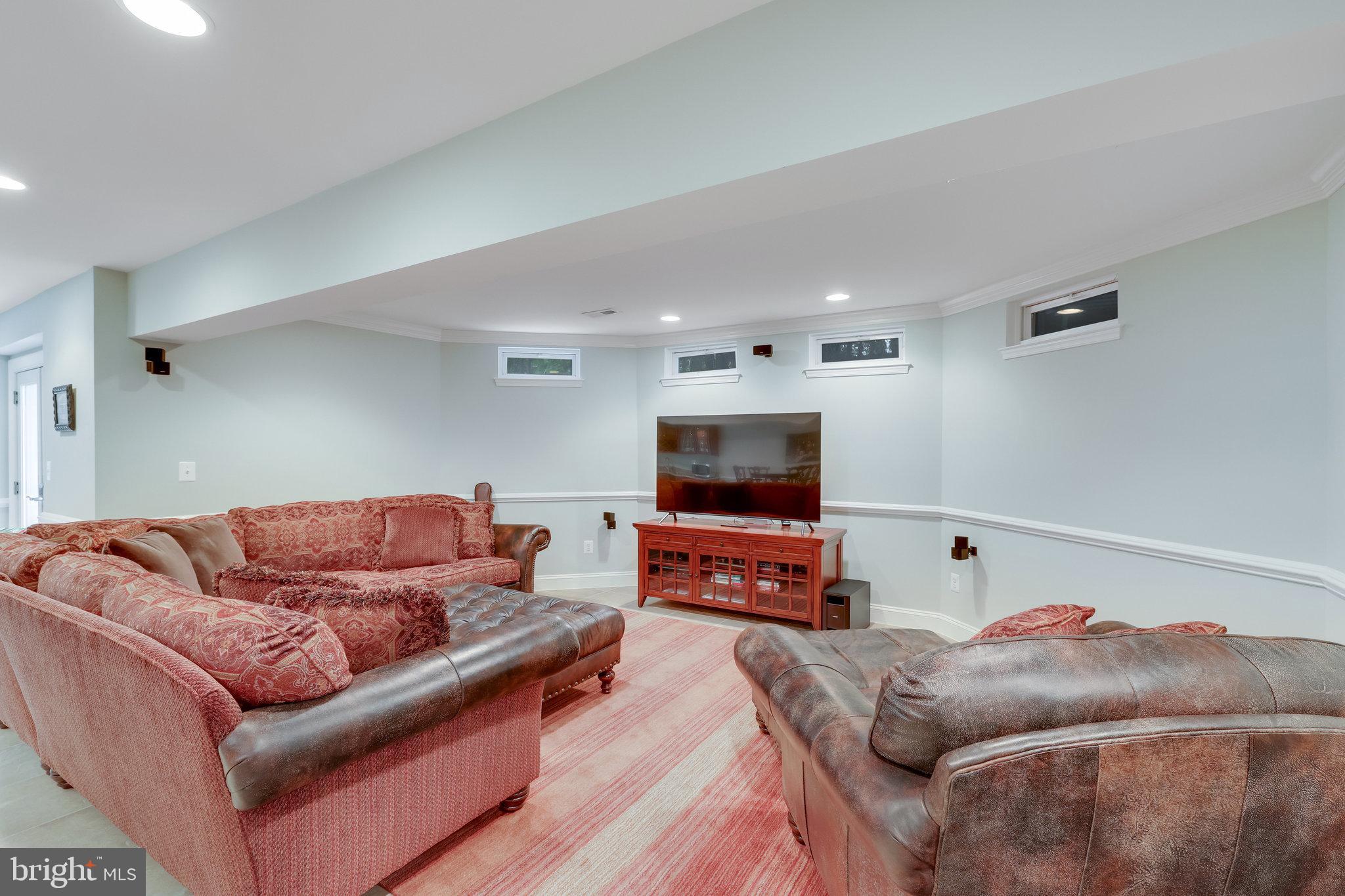 43392 Covent Garden Dr