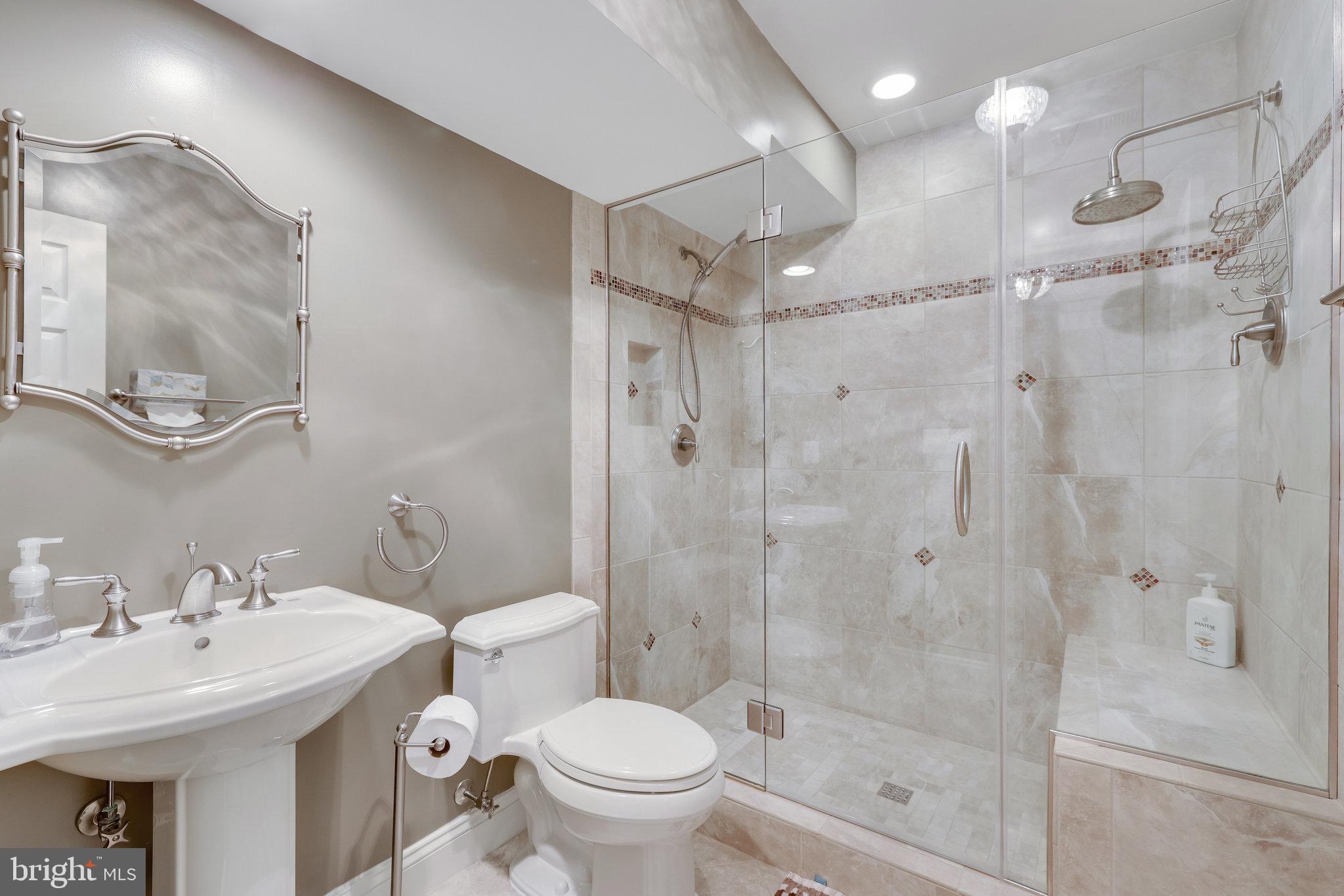 43392 Covent Garden Dr
