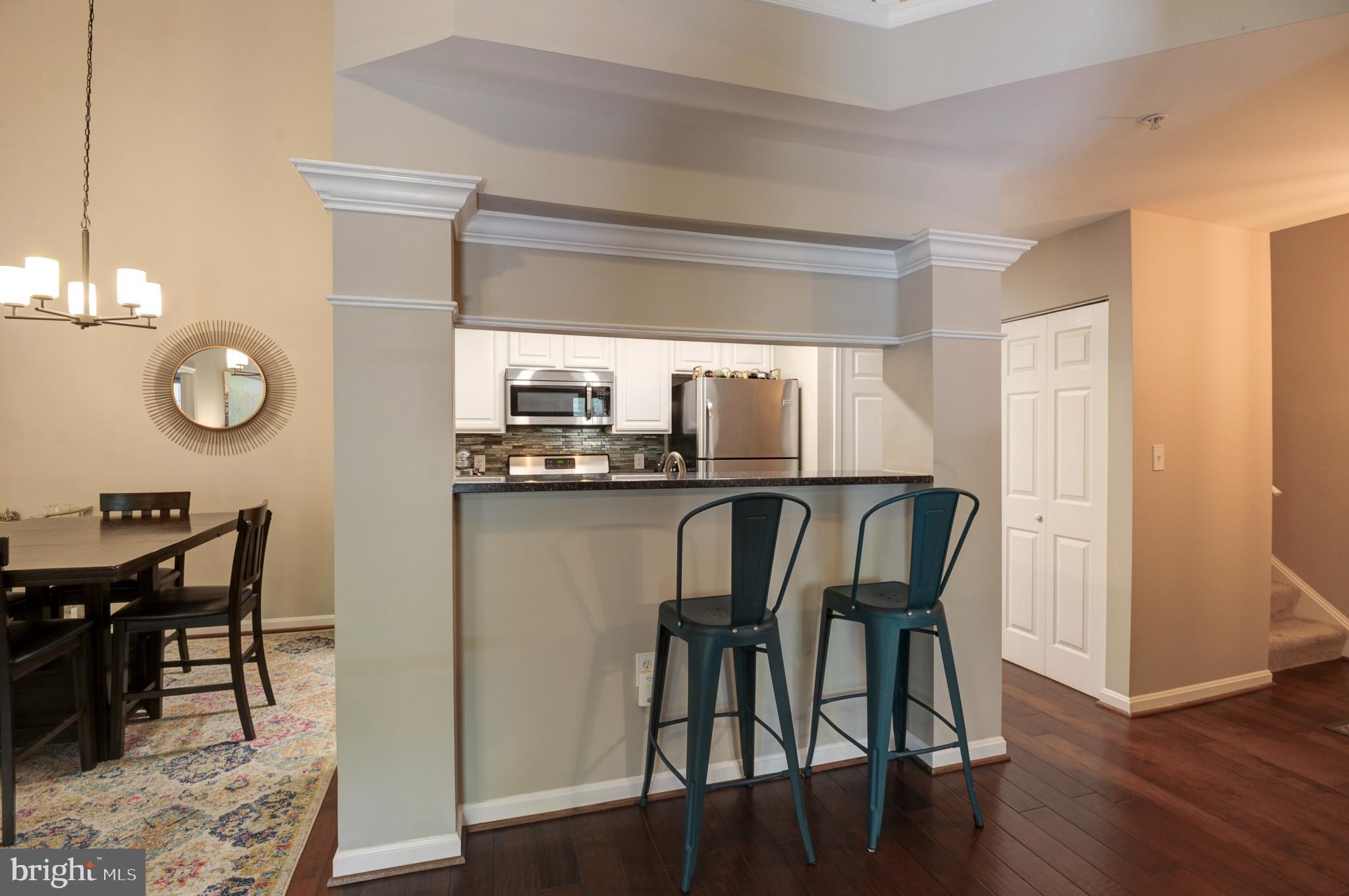 20453 Chesapeake Sq #303