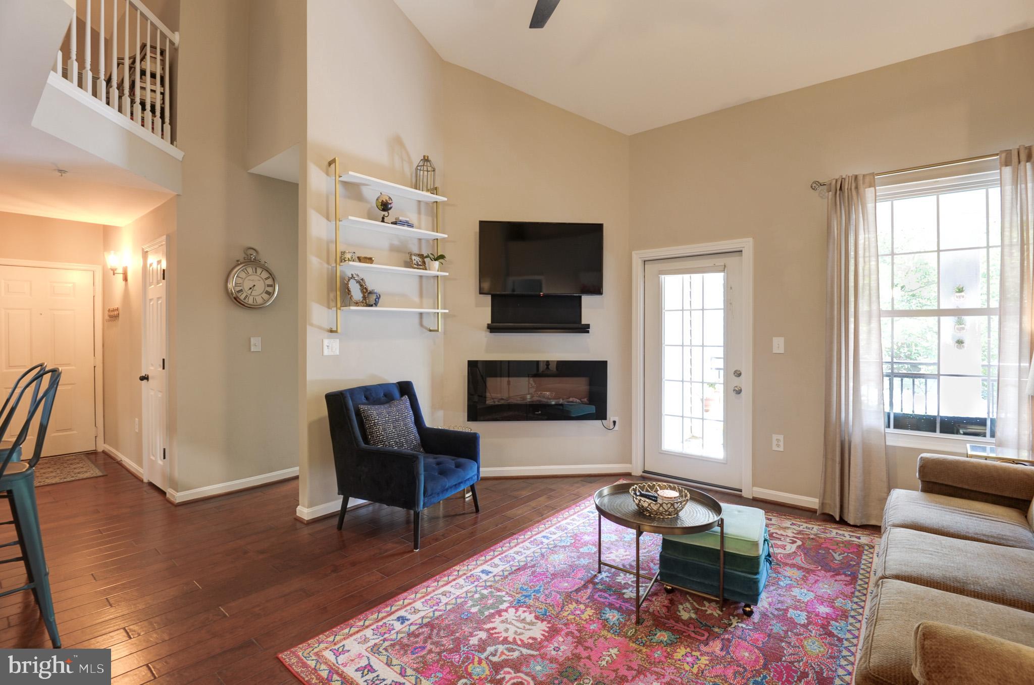 20453 Chesapeake Sq #303