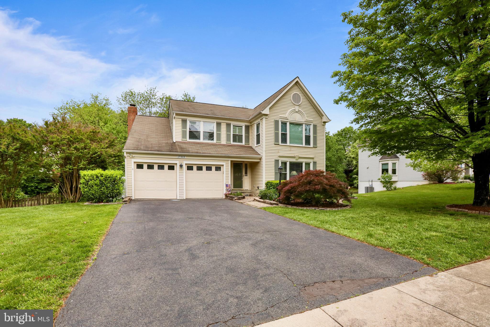 17313 Pickwick Dr