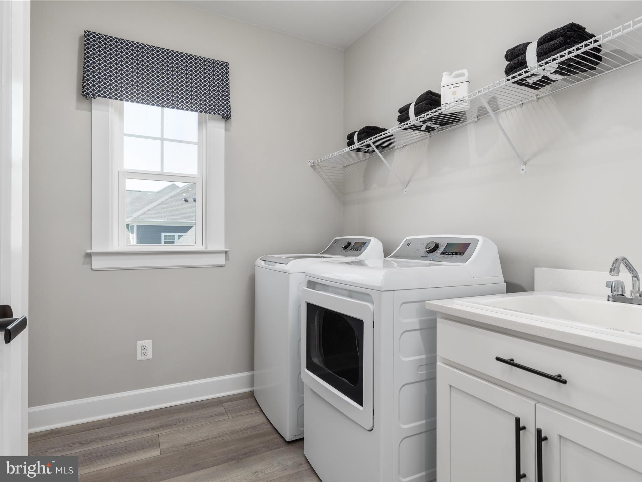 23299 Lansing Woods Ln